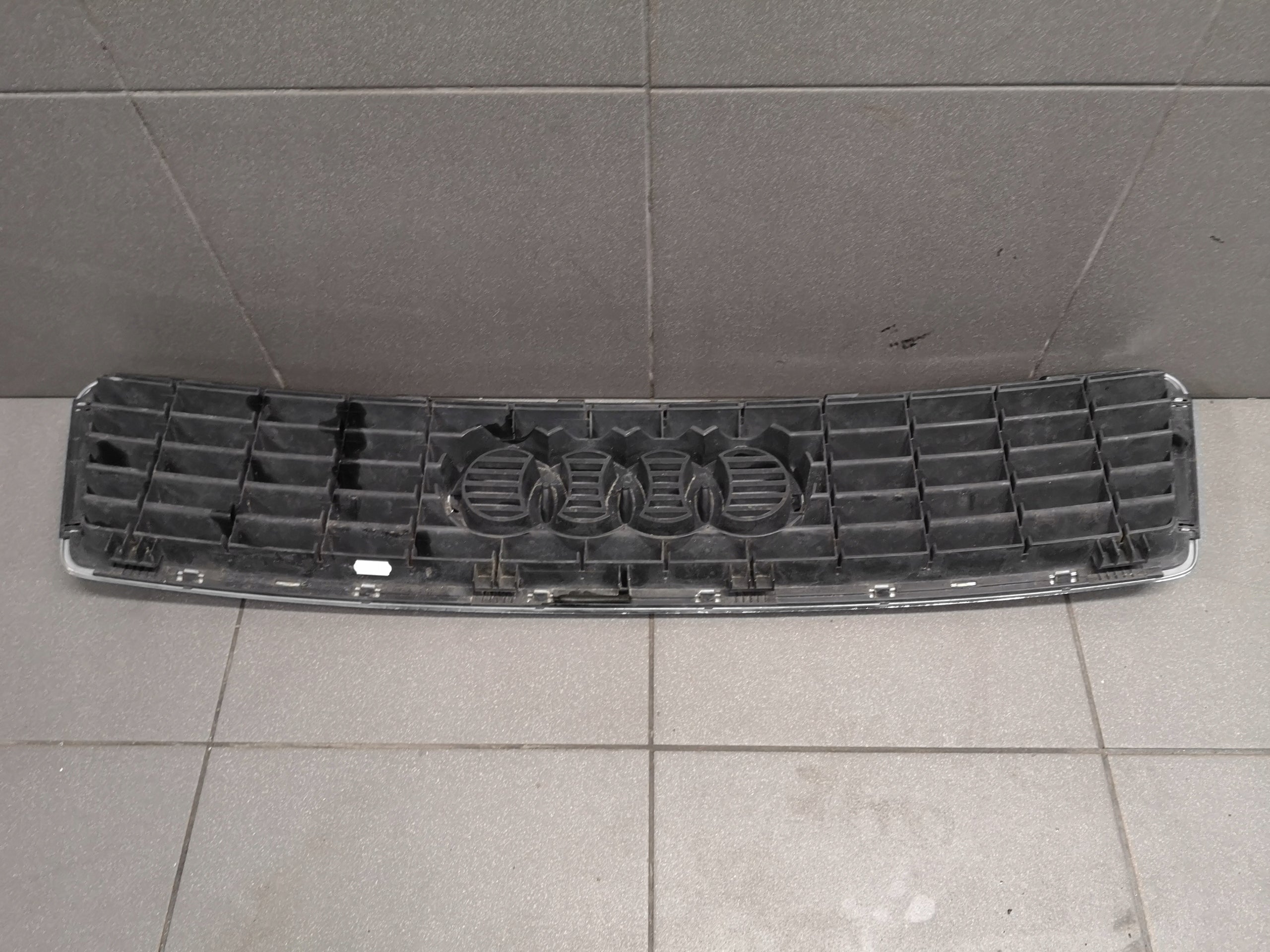 Kühlergrill Audi A8 D2 FRONTGRILL 4D0853651N Kühlergitter