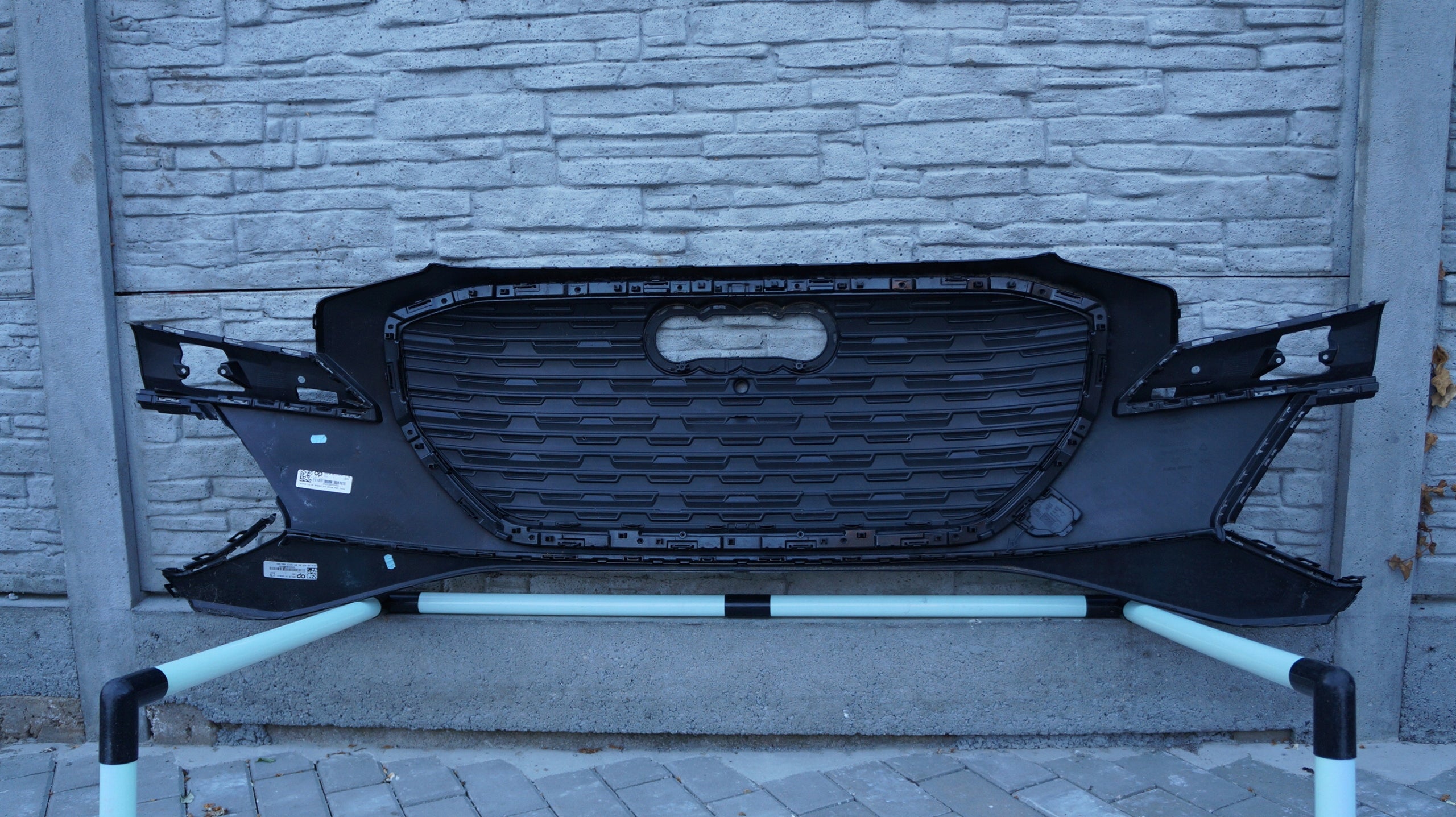 Kühlergrill Audi A8 ETRON Q4 FRONTGRILL 89A807725A Kühlergitter