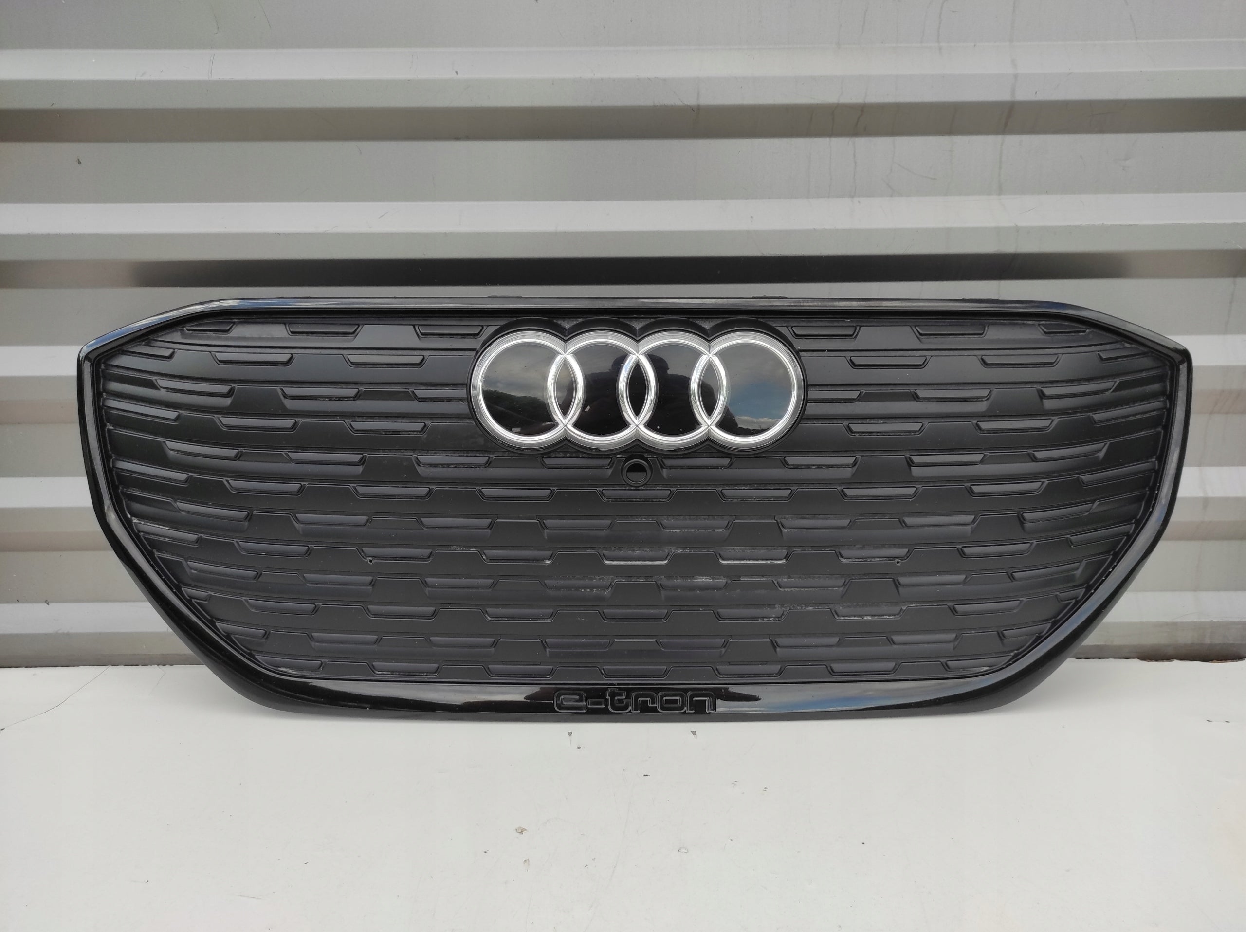  Kühlergrill Audi Q4 A8 ETRON FRONTGRILL 89A853653A Kühlergitter product image