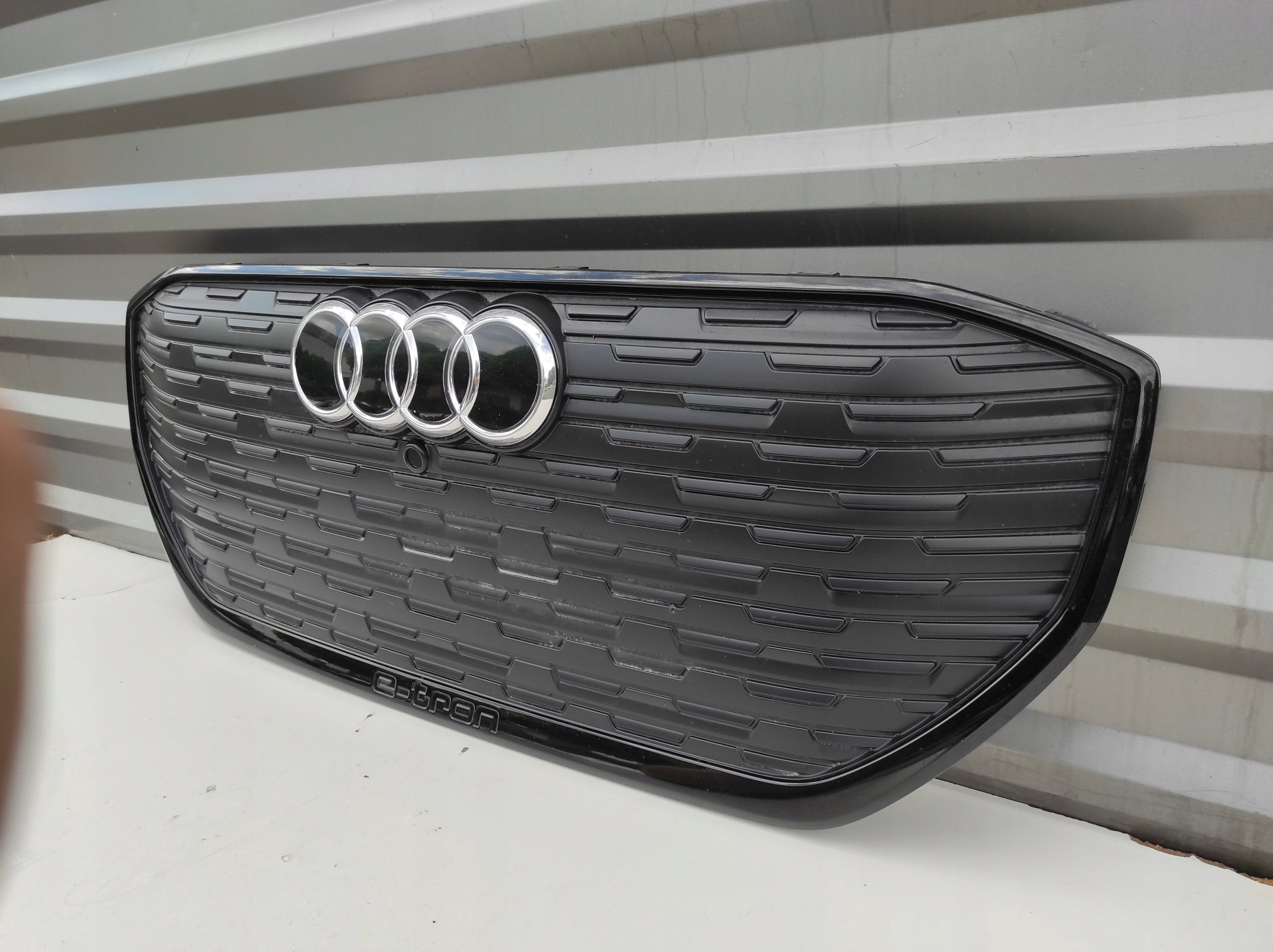 Kühlergrill Audi Q4 A8 ETRON FRONTGRILL 89A853653A Kühlergitter