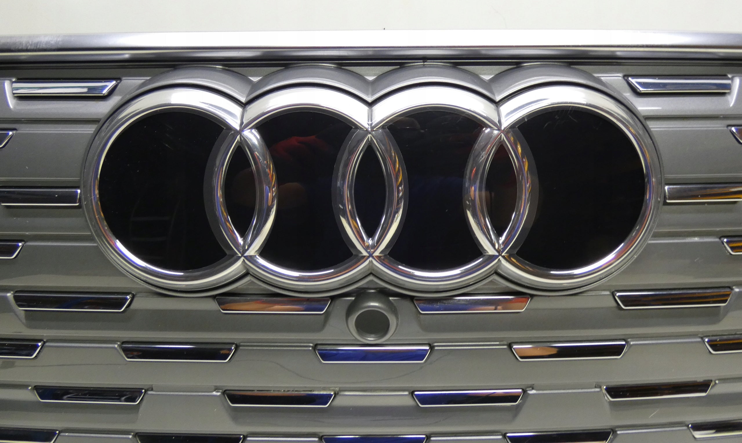 Kühlergrill Audi A8 ETRON Q4 FRONTGRILL 89A853651BA Kühlergitter