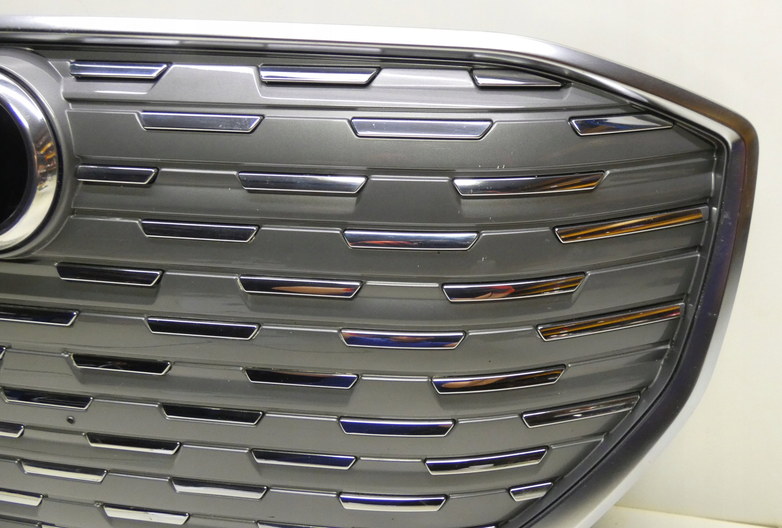 Kühlergrill Audi A8 ETRON Q4 FRONTGRILL 89A853651BA Kühlergitter