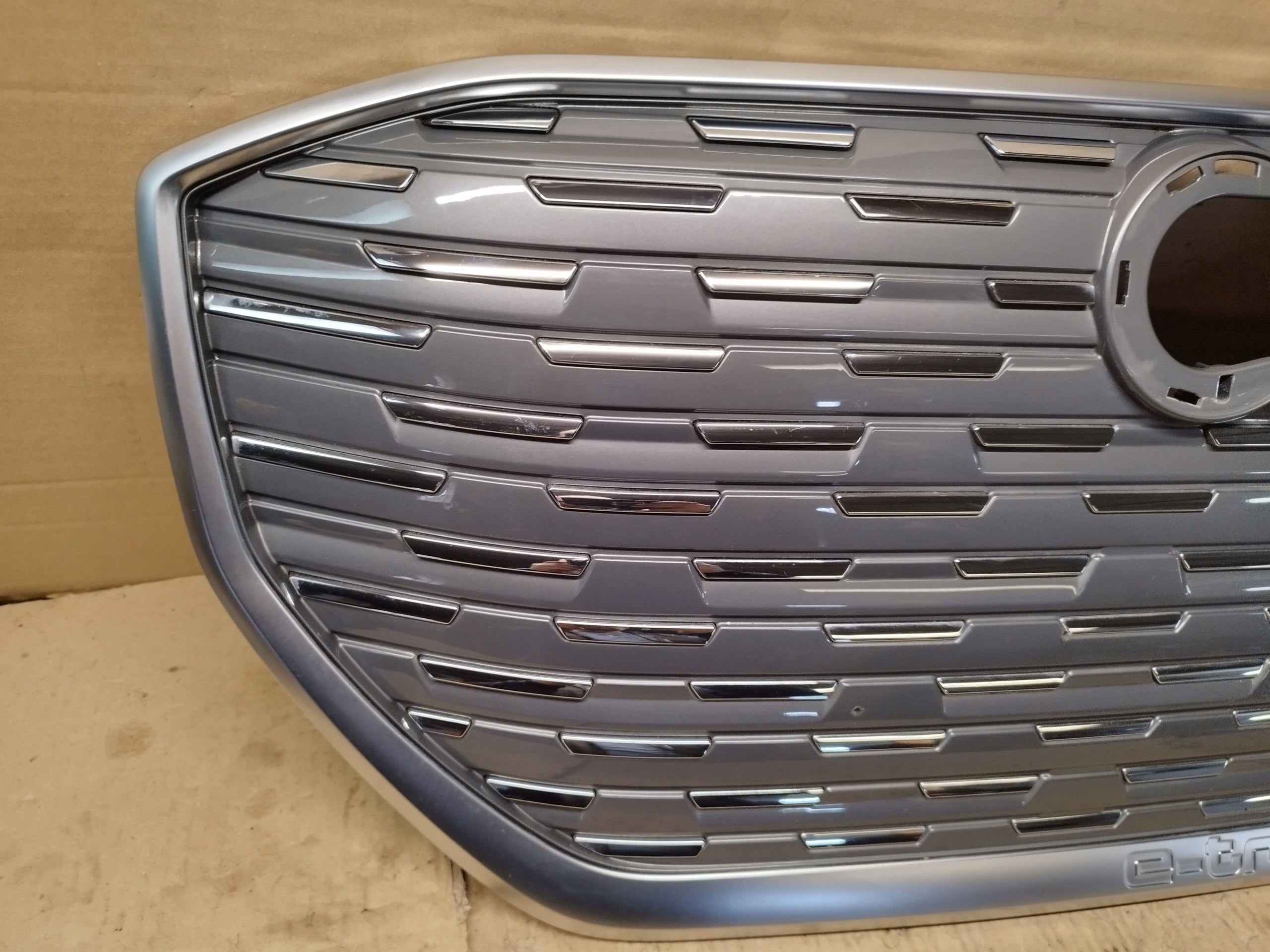 Kühlergrill Audi ETRON A8 Q4 FRONTGRILL 89A853651BA Kühlergitter