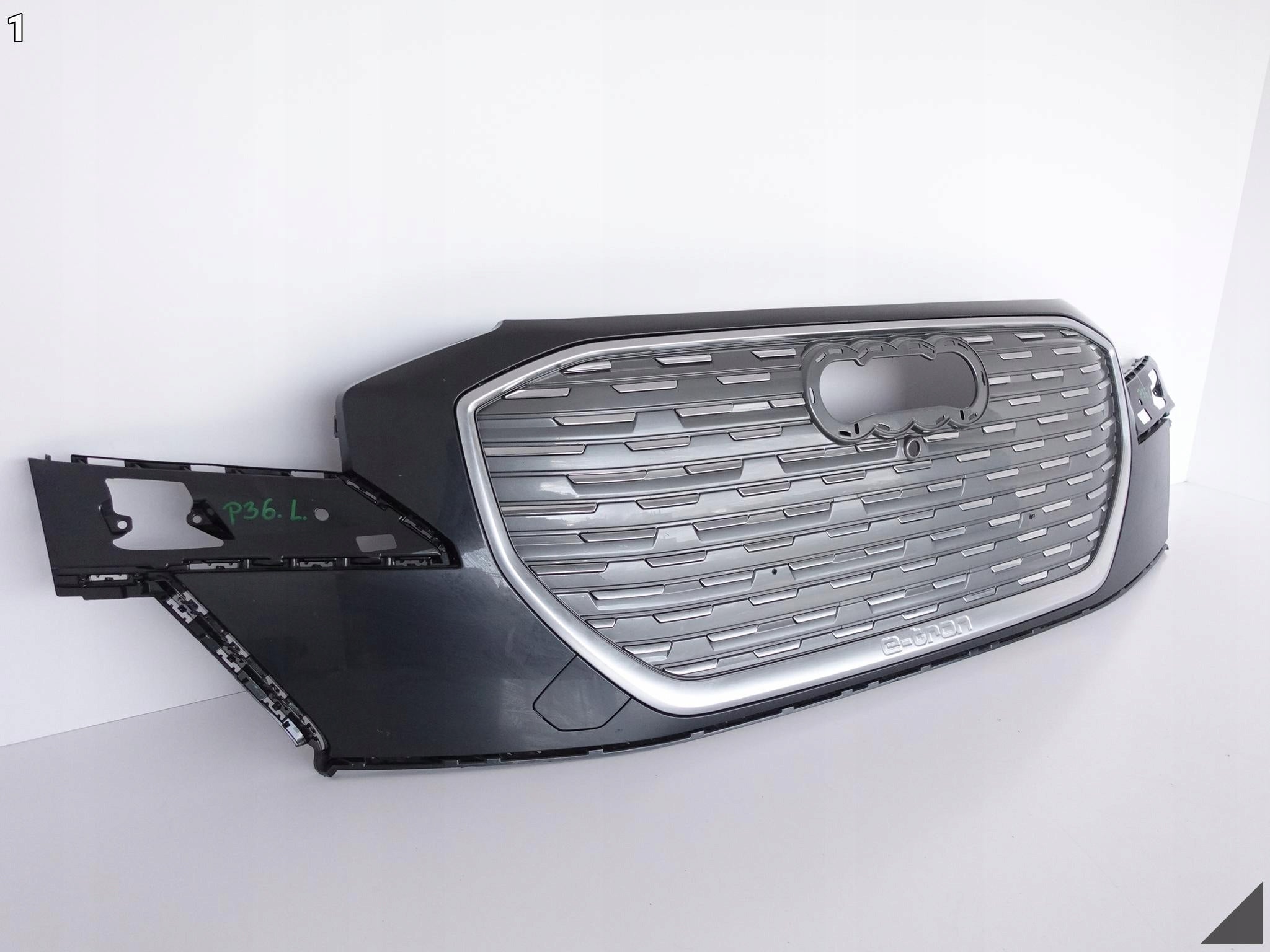 Kühlergrill Audi AM ETRON A8 Q4 FRONTGRILL 89A853651B8 Kühlergitter