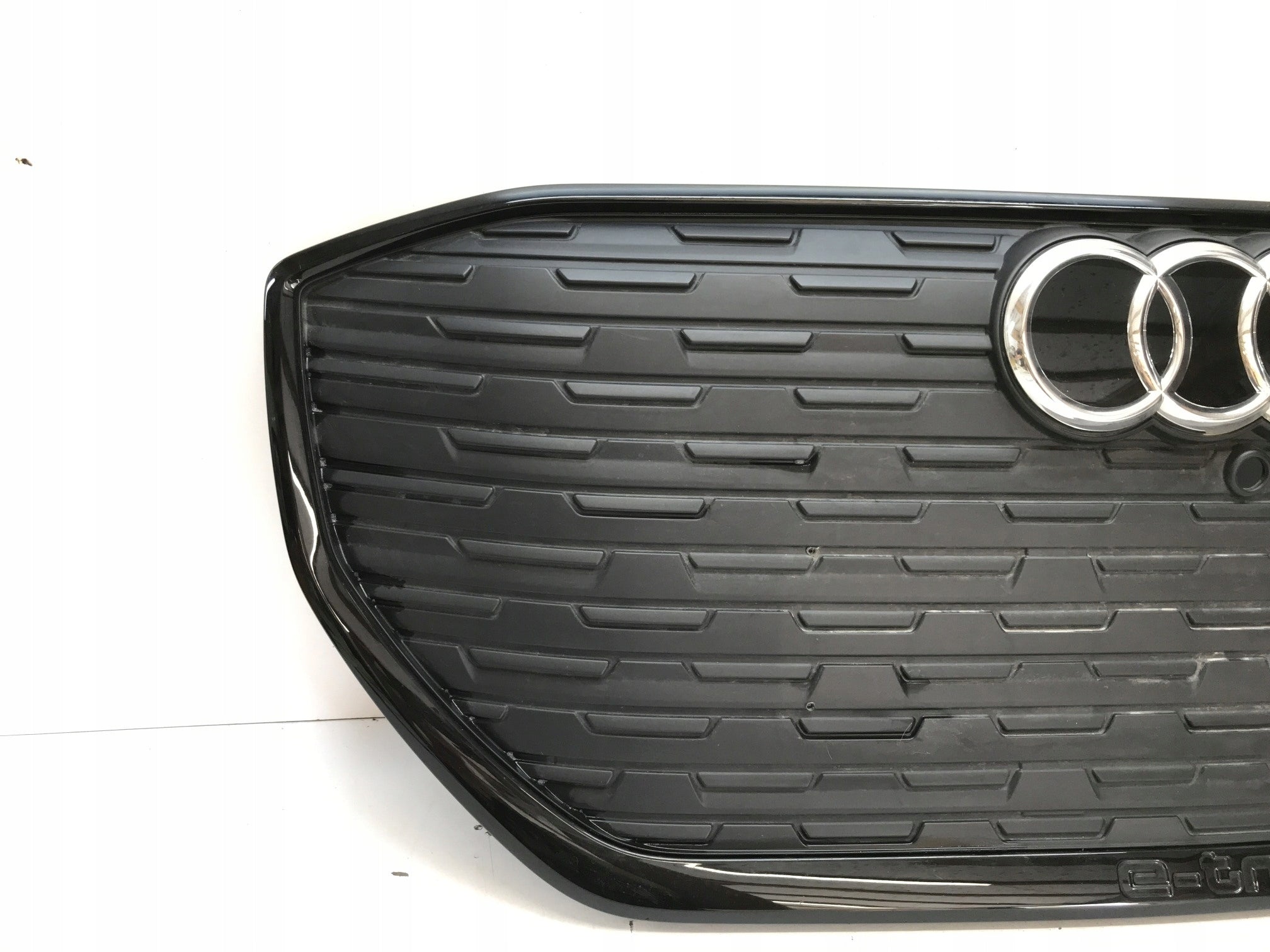 Kühlergrill Audi A8 ETRON Q4 FRONTGRILL 89A853653A Kühlergitter