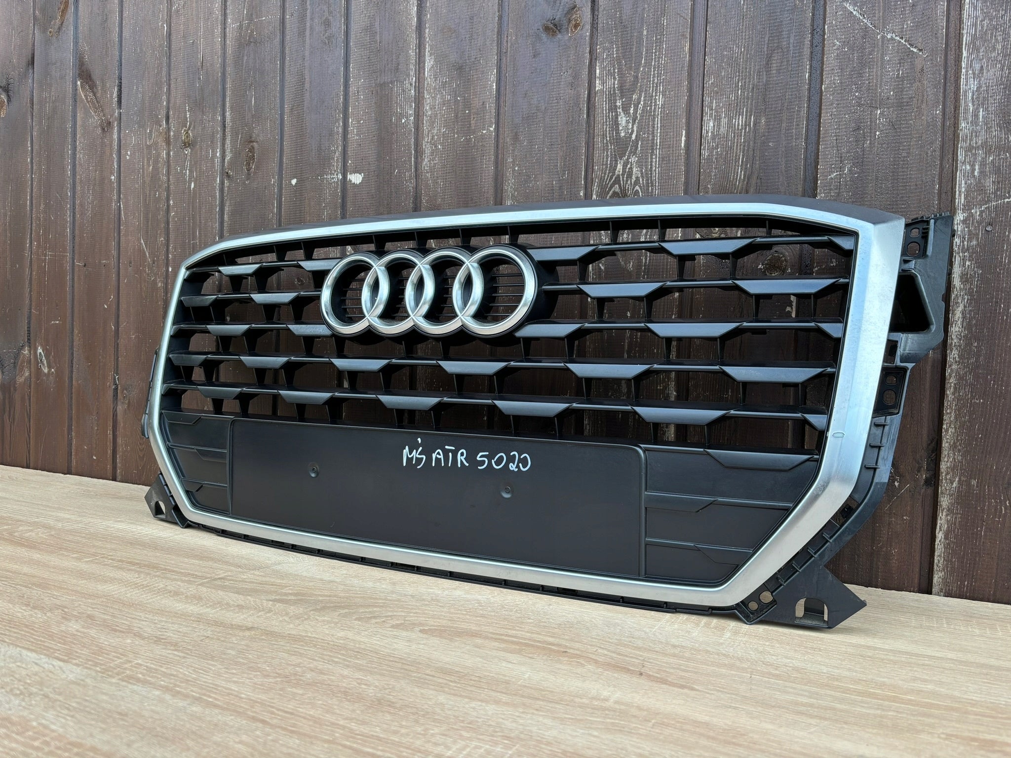 Kühlergrill Audi Q2 81A A8 AM FRONTGRILL 81A853651K1 Kühlergitter