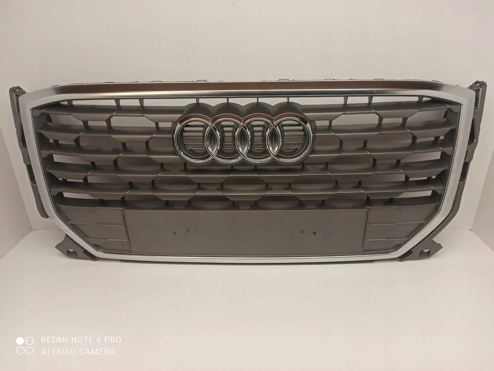 Kühlergrill Audi Q2 81A A8 FRONTGRILL 81A85365118 Kühlergitter