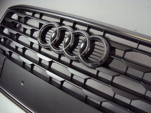 Kühlergrill Audi A8 Q2 FRONTGRILL 81a853651 Kühlergitter