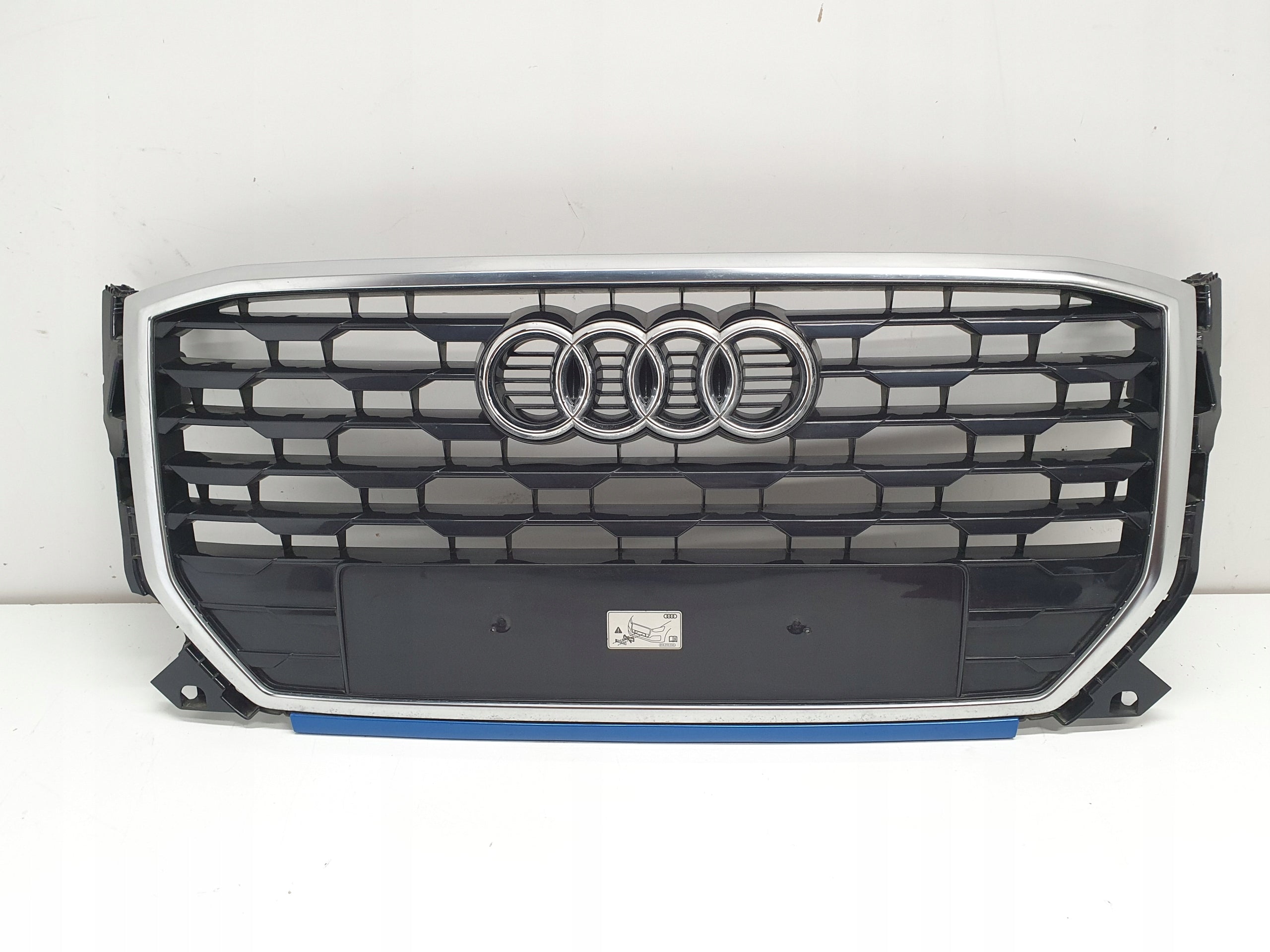  Kühlergrill Audi Q2 81A A8 FRONTGRILL 81A853651 Kühlergitter product image