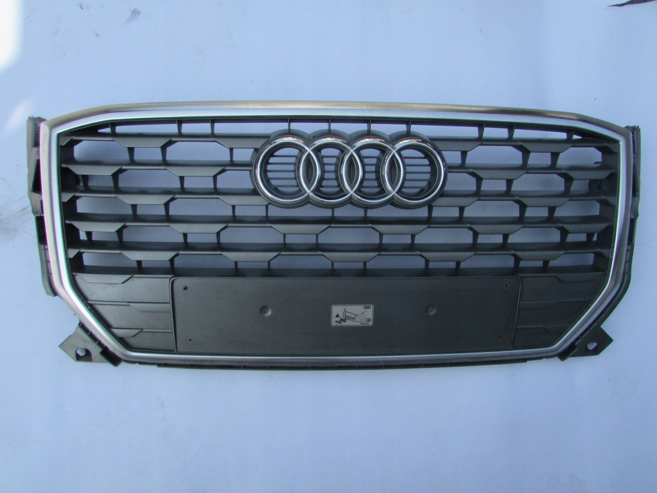  Kühlergrill Audi Q2 81A A8 FRONTGRILL 81A853651CA Kühlergitter product image