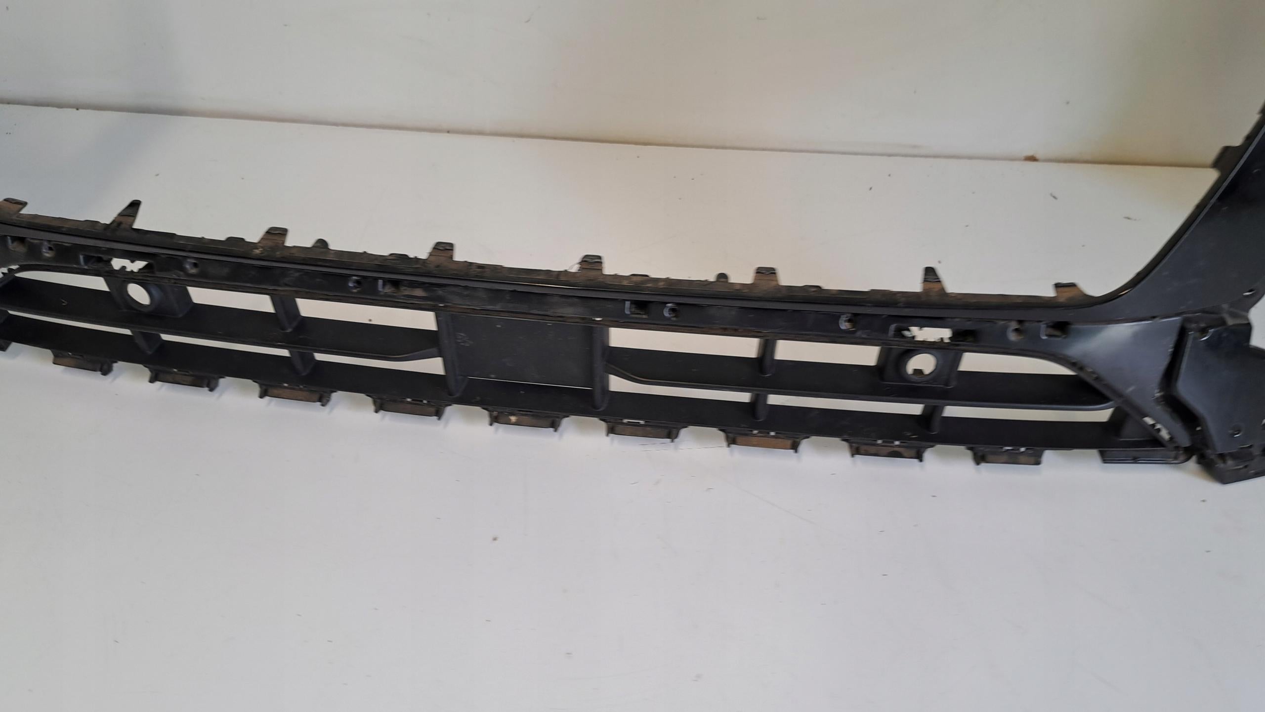 Kühlergrill Audi A8 Q2 FRONTGRILL 81A80743781 Kühlergitter