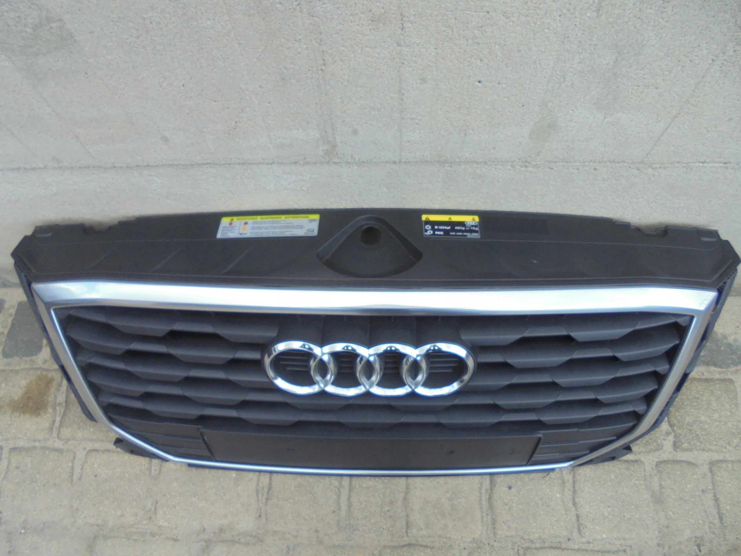 Kühlergrill Audi Q2 81A A8 FRONTGRILL 83A853651A Kühlergitter