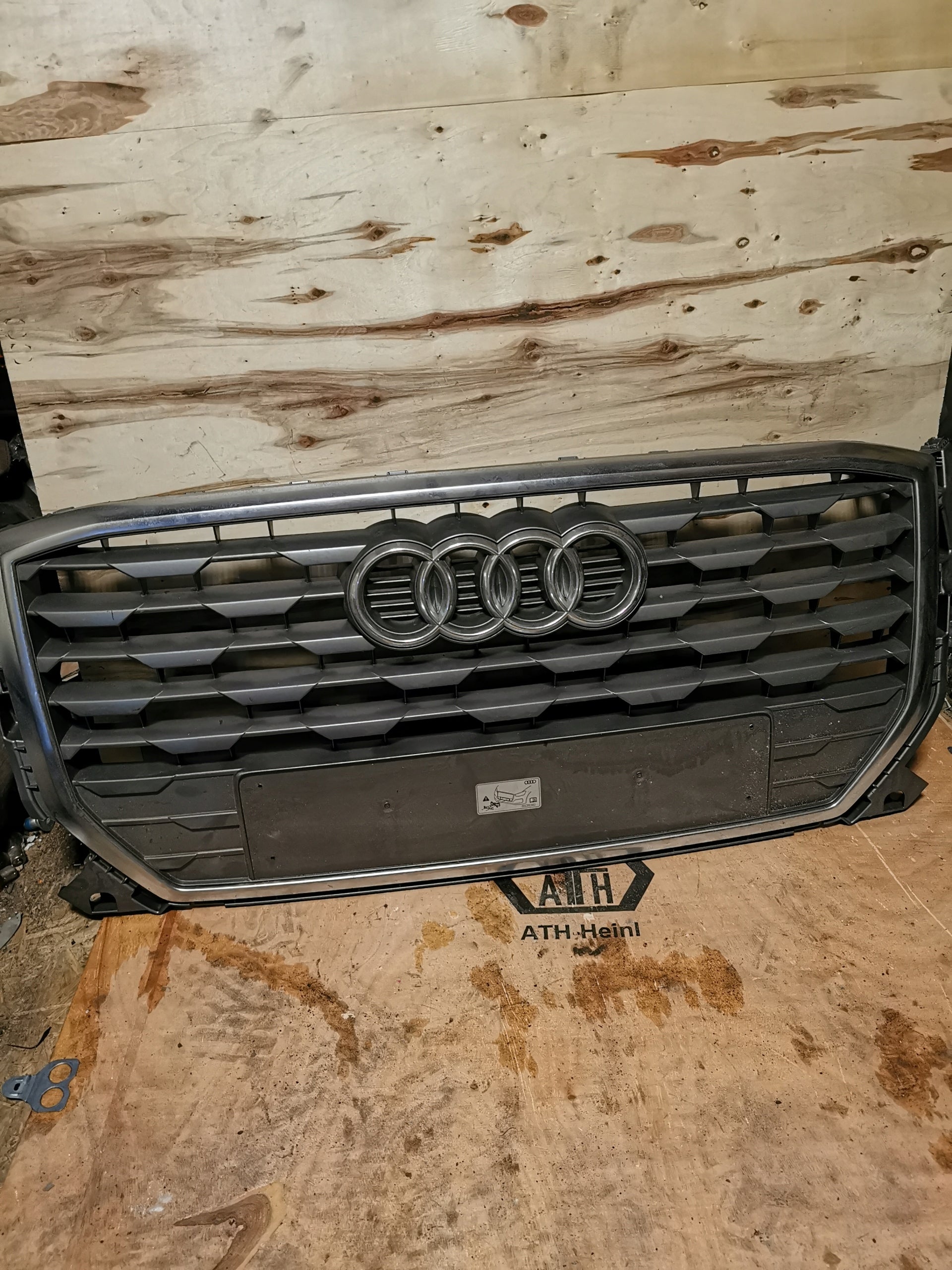  Kühlergrill Audi Q2 81A A8 FRONTGRILL 81A853651 Kühlergitter product image