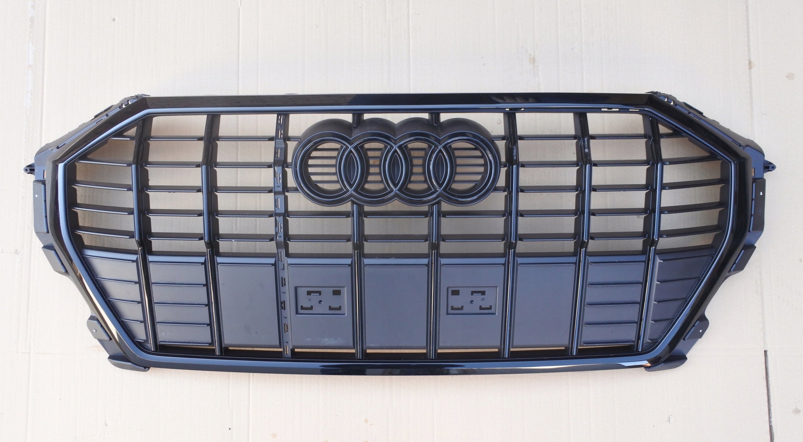  Kühlergrill Audi A8 Q3 83A FRONTGRILL 83A853651 Kühlergitter product image