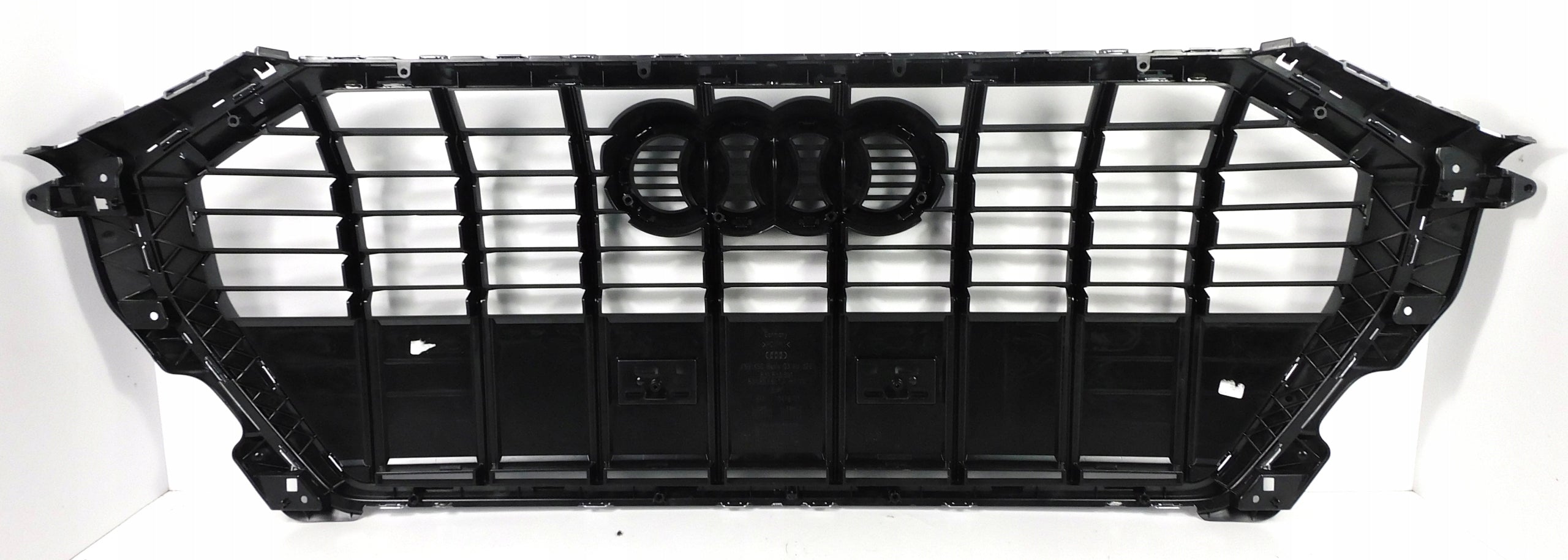 Kühlergrill Audi Q3 83A A8 FRONTGRILL 83A853651AA Kühlergitter