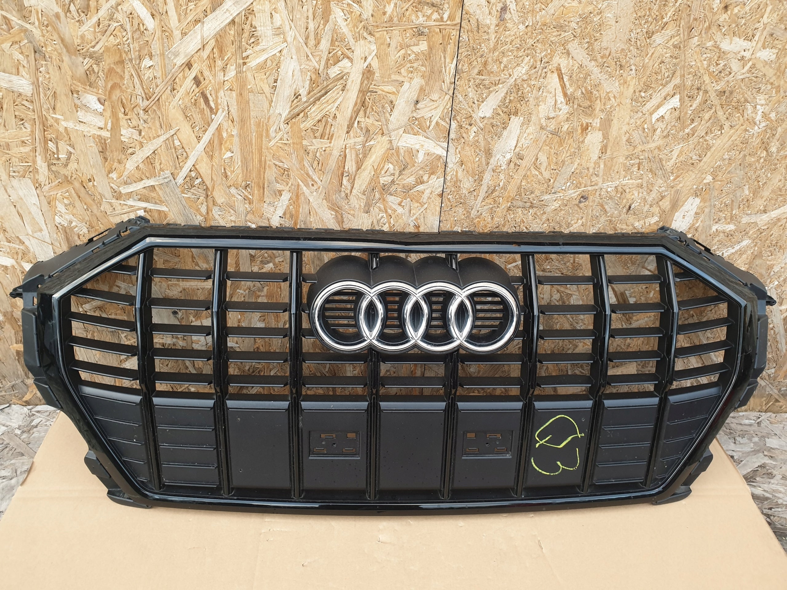  Kühlergrill Audi A8 Q3 FRONTGRILL 83A853651Bg Kühlergitter product image