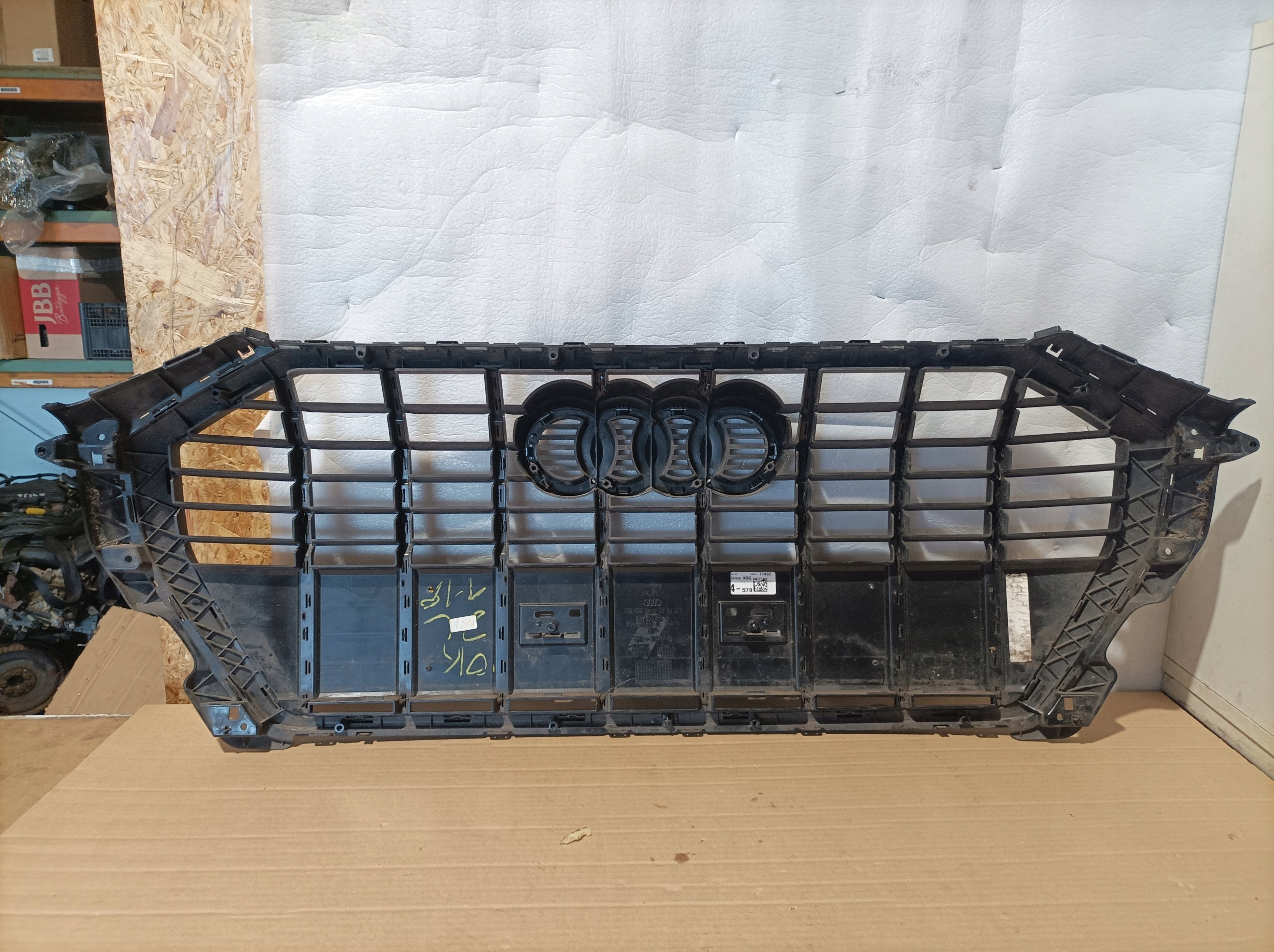 Kühlergrill Audi A8 Q3 FRONTGRILL 83A853651C Kühlergitter