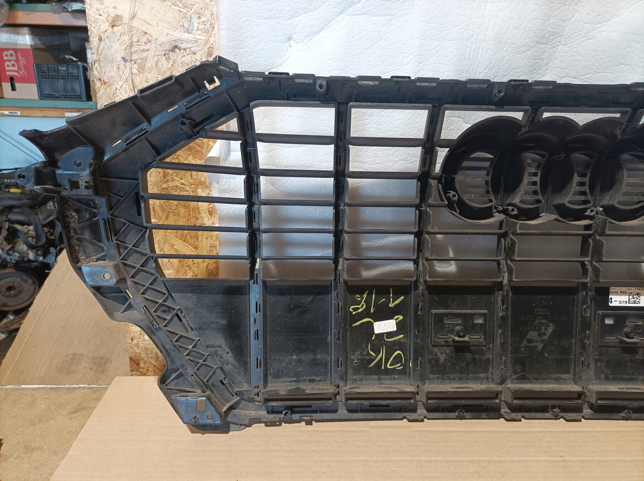 Kühlergrill Audi A8 Q3 FRONTGRILL 83A853651C Kühlergitter