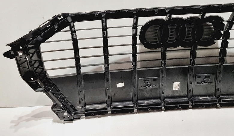 Kühlergrill Audi Q3 A8 FRONTGRILL 83A853651E Kühlergitter