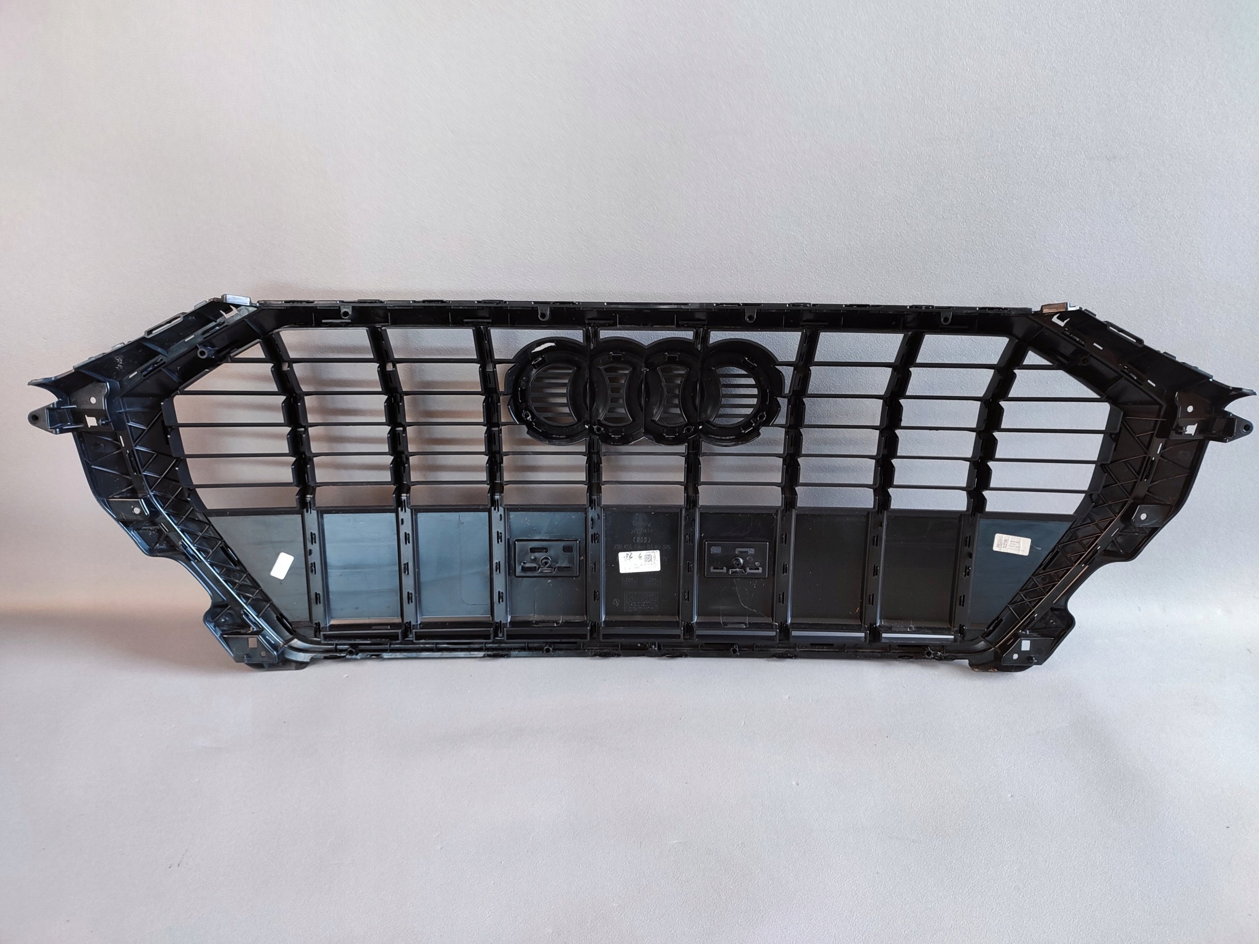 Kühlergrill Audi Q3 SQ3 A8 Q3 83A FRONTGRILL 83A853651E Kühlergitter