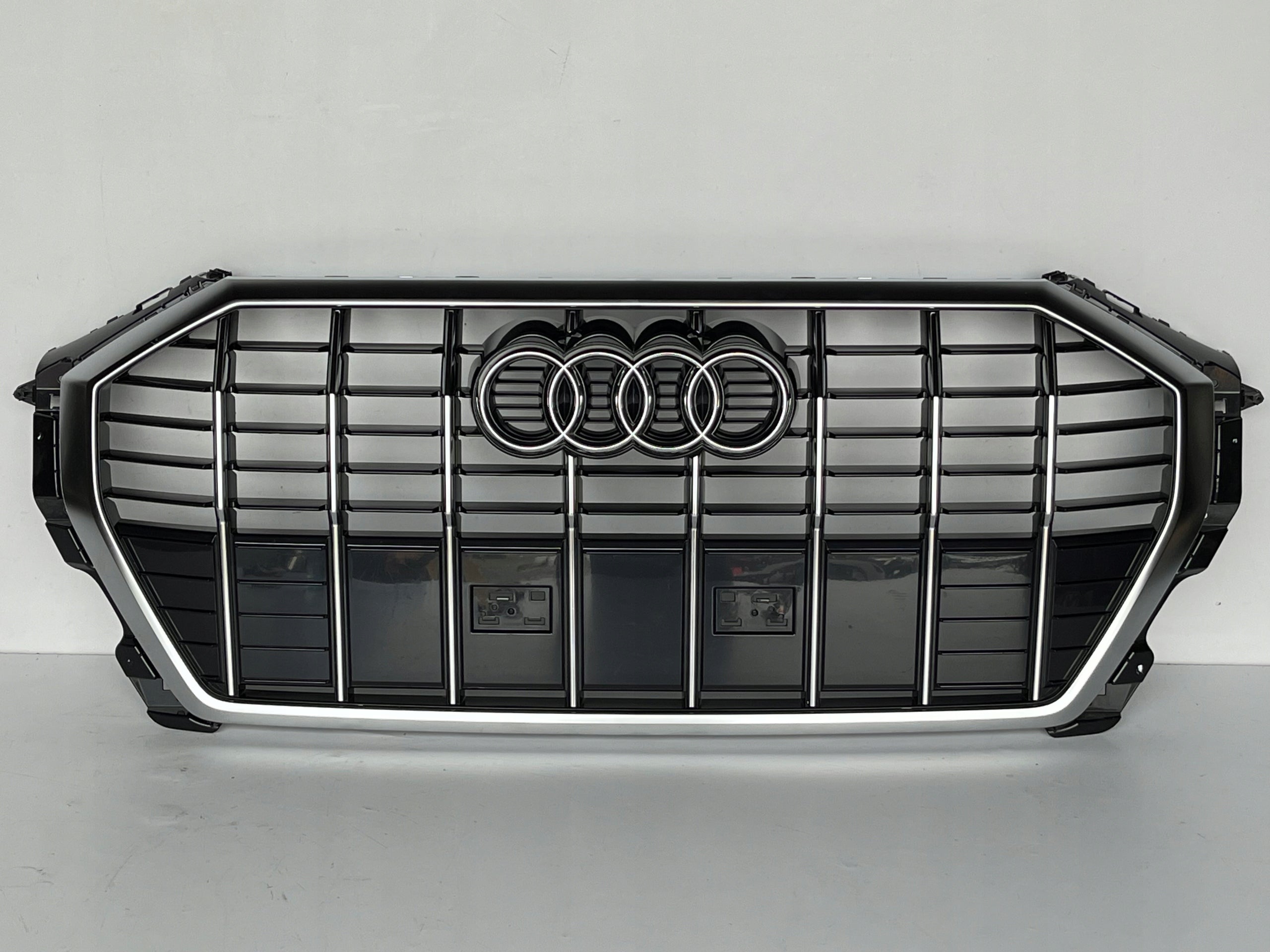  Kühlergrill Audi A8 Q3 83A FRONTGRILL 83A853651FA Kühlergitter product image