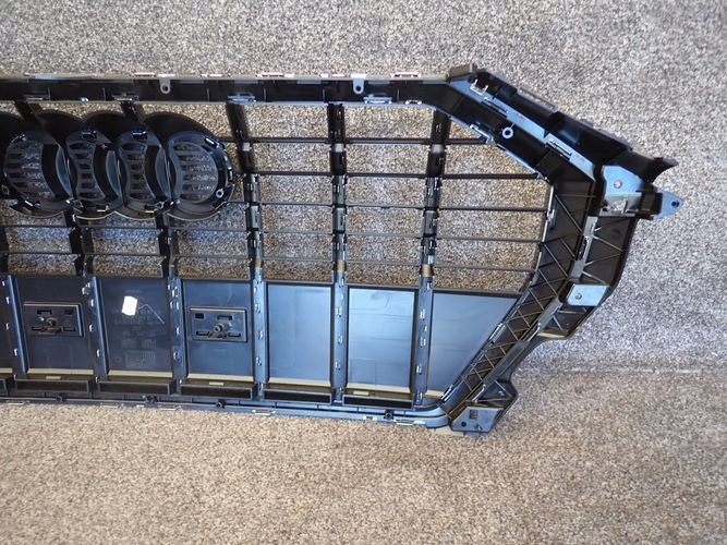 Kühlergrill Audi Q3 A8 FRONTGRILL 83A853651F8 Kühlergitter