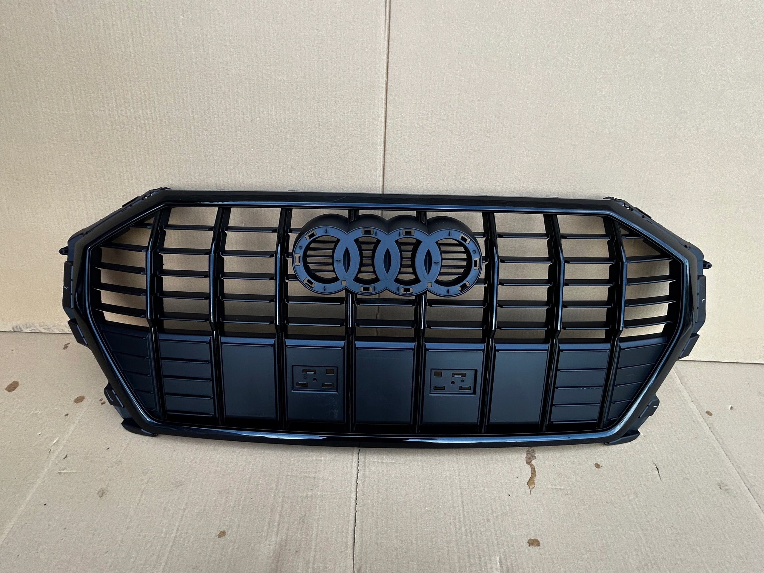  Kühlergrill Audi A8 Q3 83A FRONTGRILL 83A853651F Kühlergitter product image