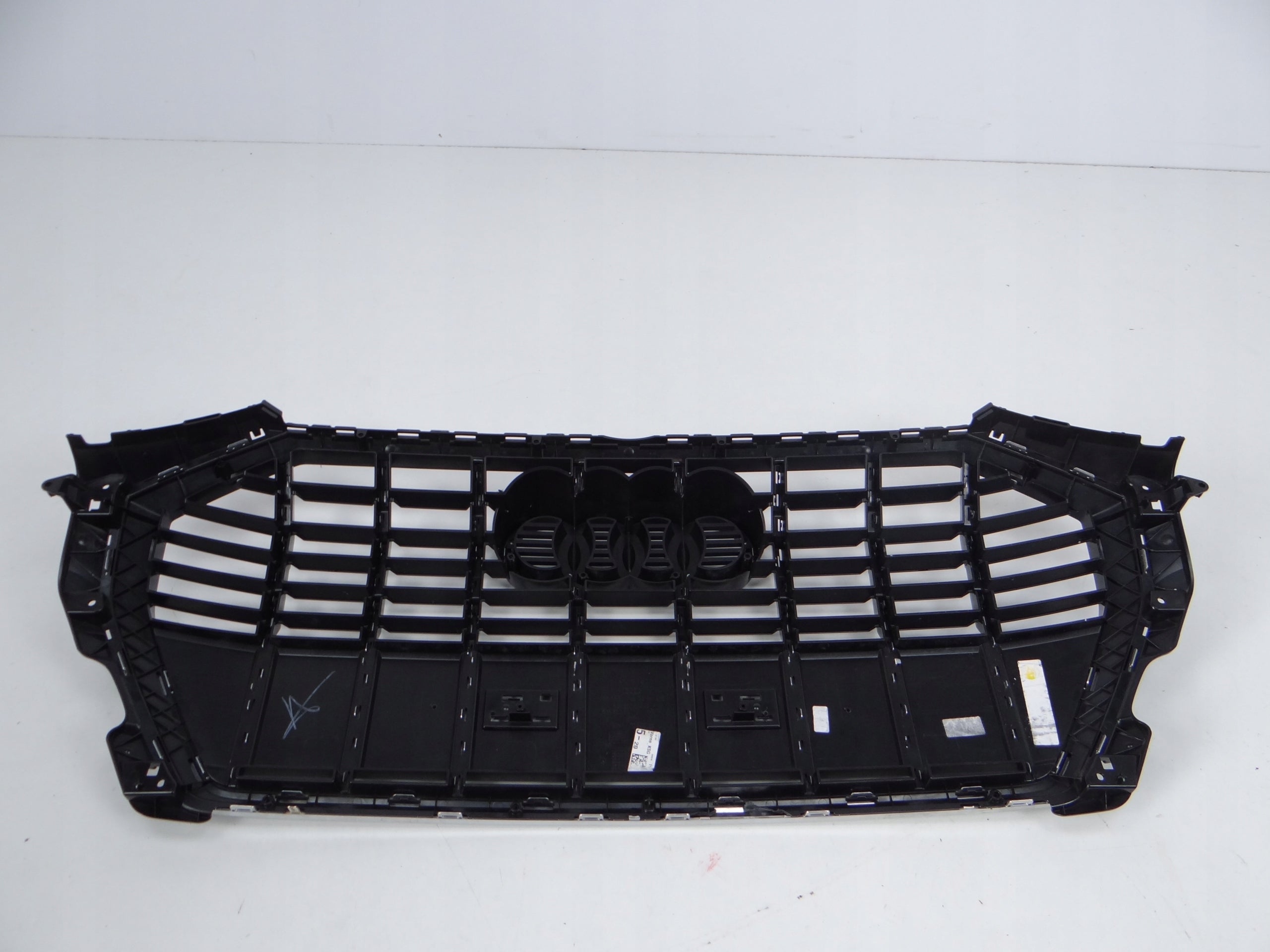 Kühlergrill Audi A8 Q3 83A FRONTGRILL 83A853651C Kühlergitter