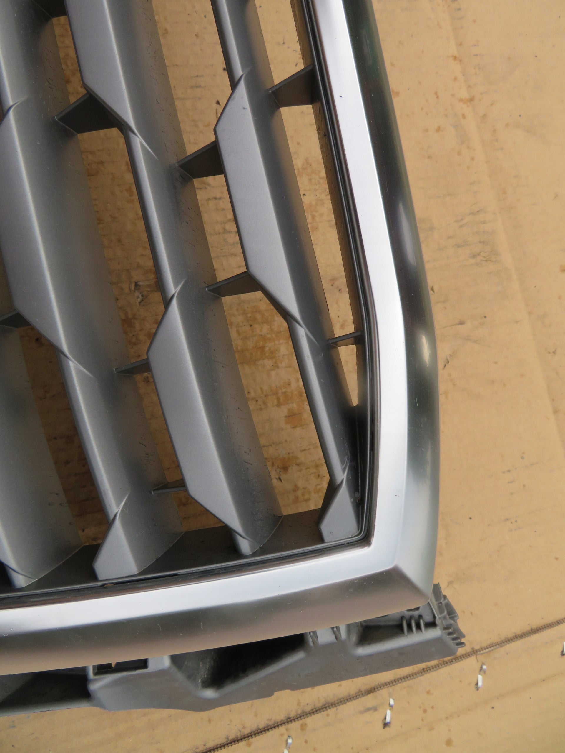 Kühlergrill Audi A8 Q3 FRONTGRILL 81A853651Au Kühlergitter