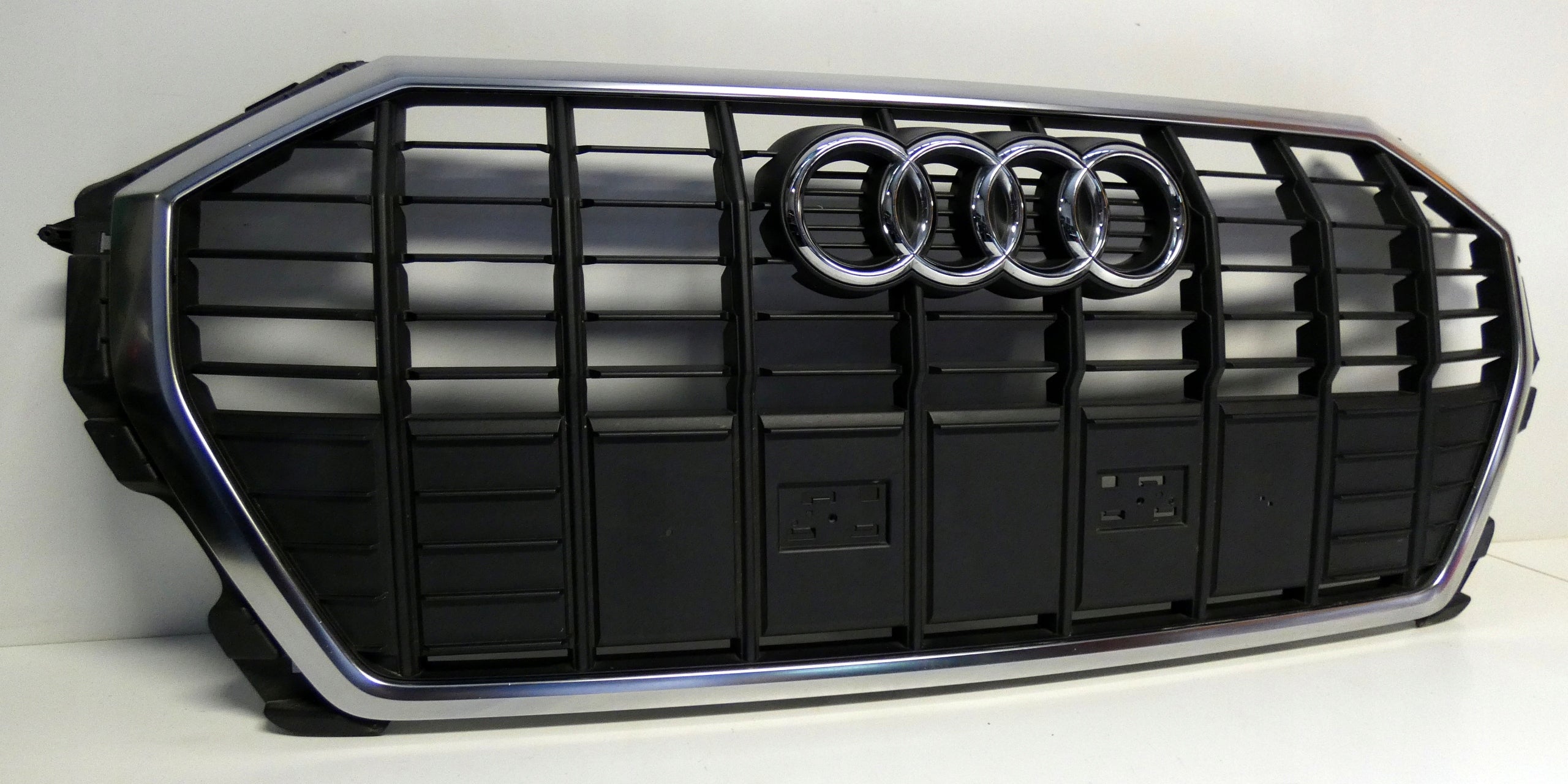  Kühlergrill Audi A8 Q3 FRONTGRILL 83A853651A Kühlergitter product image