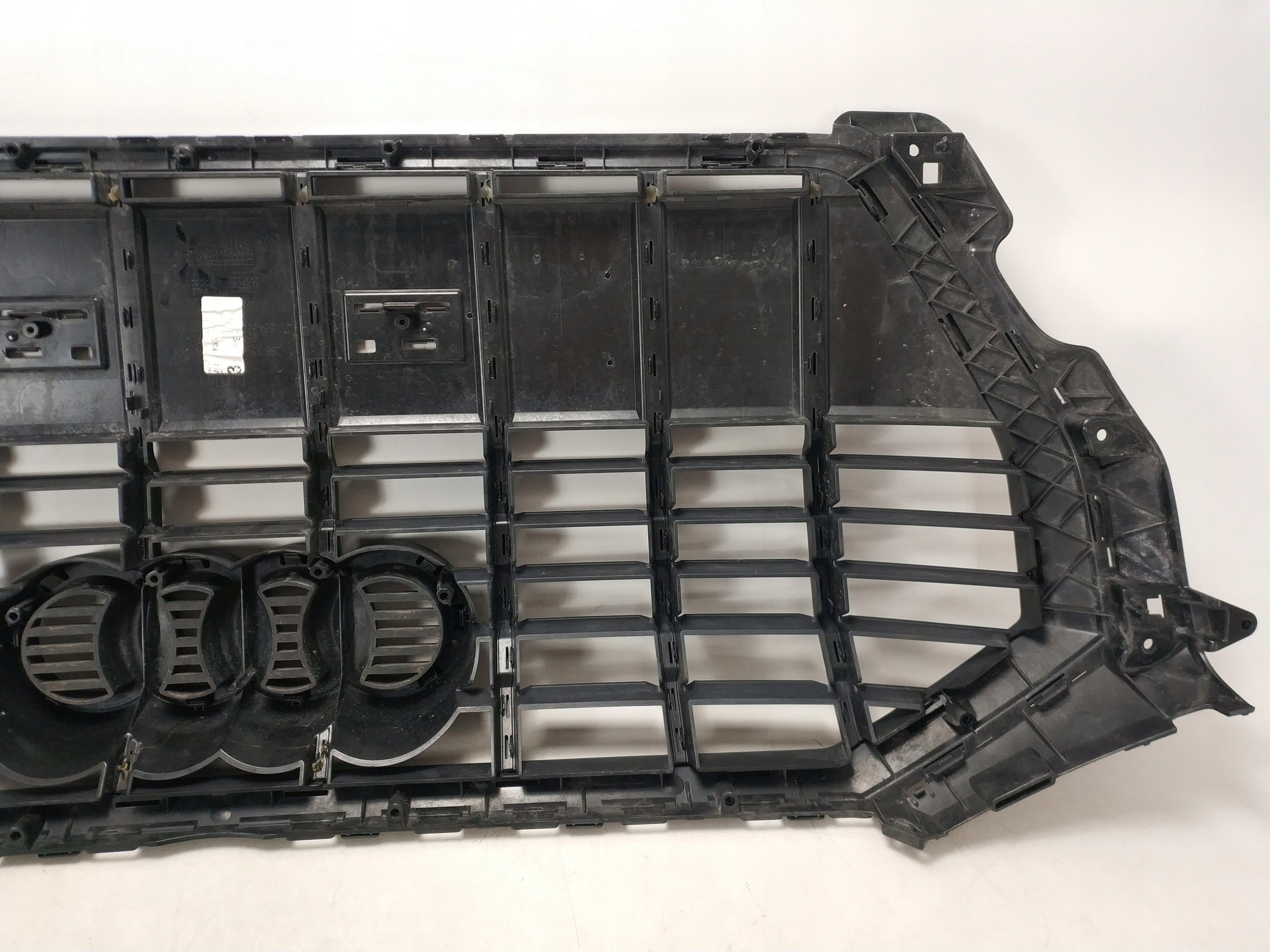 Kühlergrill Audi A8 Q3 FRONTGRILL 83A853651 Kühlergitter