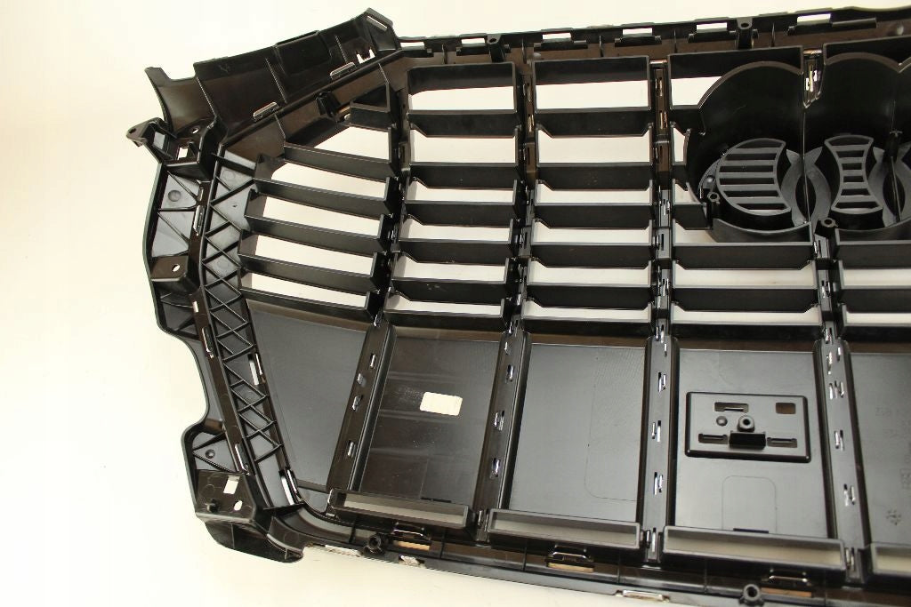 Kühlergrill Audi A8 Q3 FRONTGRILL 83A853651BA Kühlergitter