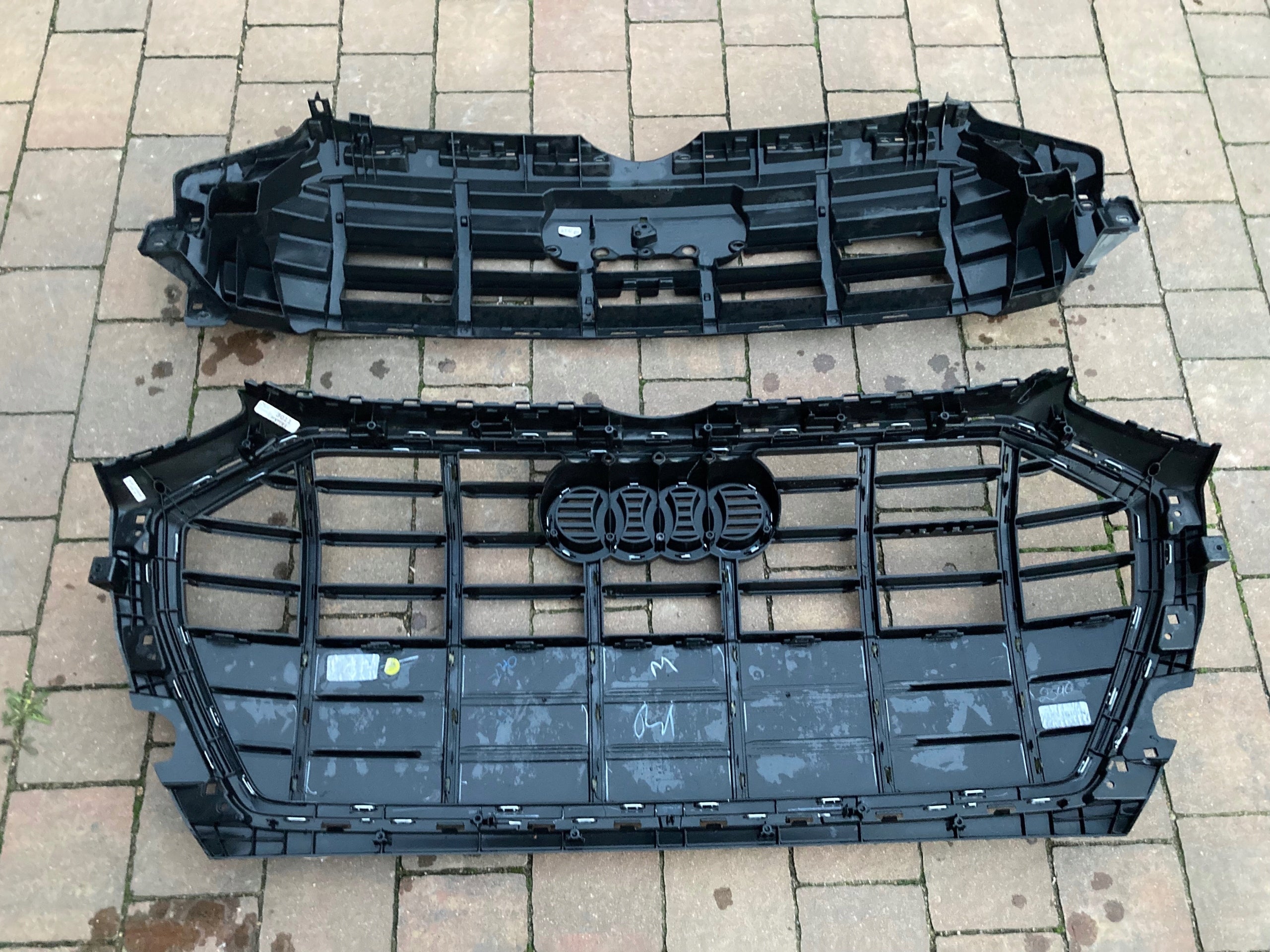 Kühlergrill Audi A8 Q5 FRONTGRILL 80A853651 Kühlergitter