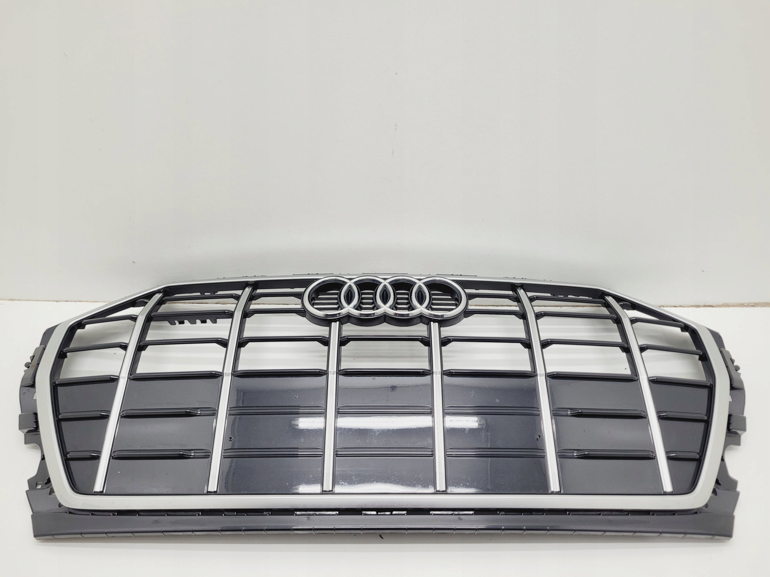 Kühlergrill Audi FY Q5 A8 FRONTGRILL 80A853651CA Kühlergitter