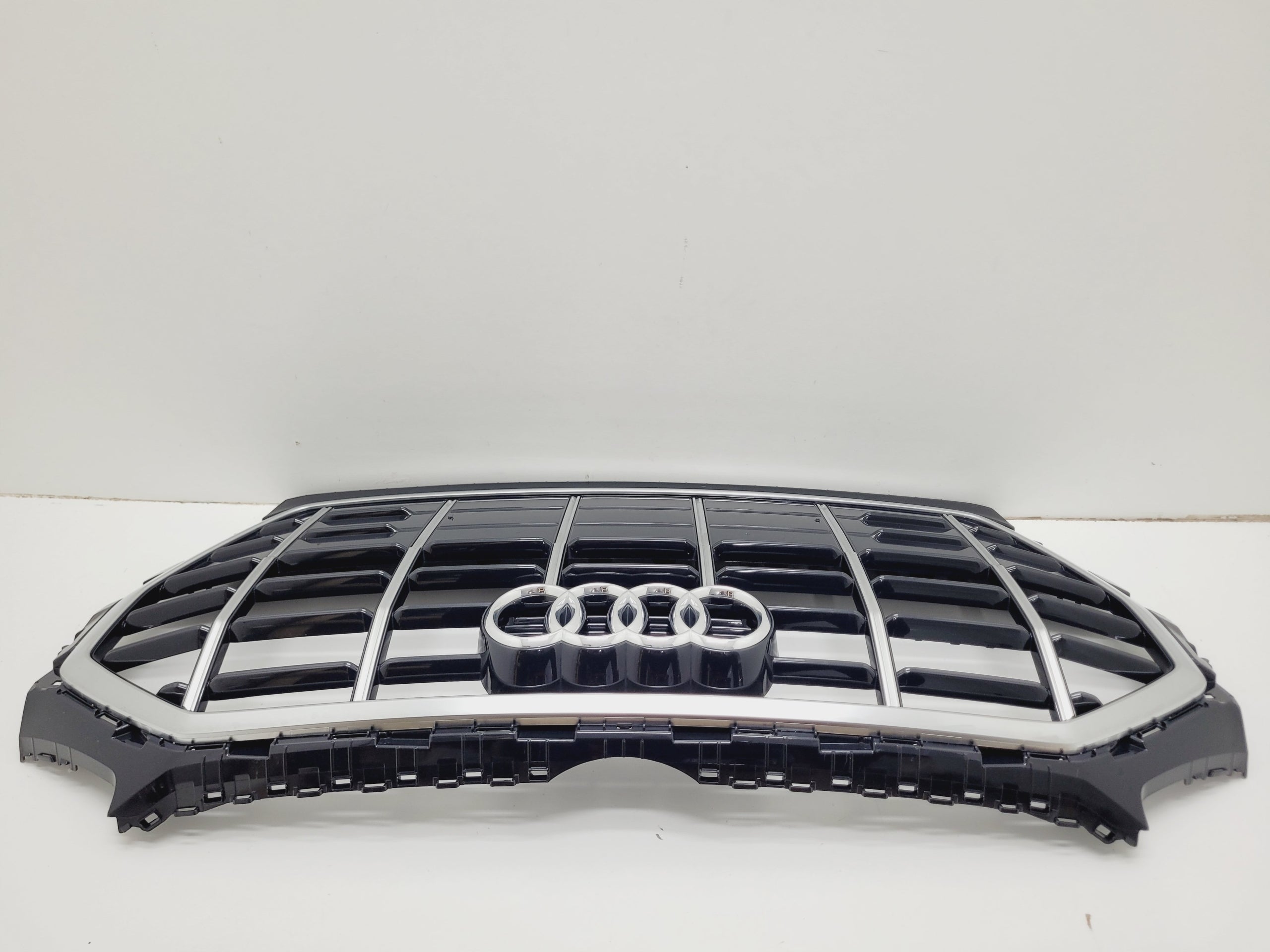 Kühlergrill Audi FY Q5 A8 FRONTGRILL 80A853651CA Kühlergitter