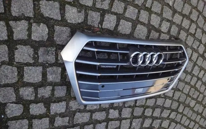 Kühlergrill Audi A8 Q5 FRONTGRILL 80A853651Dq Kühlergitter