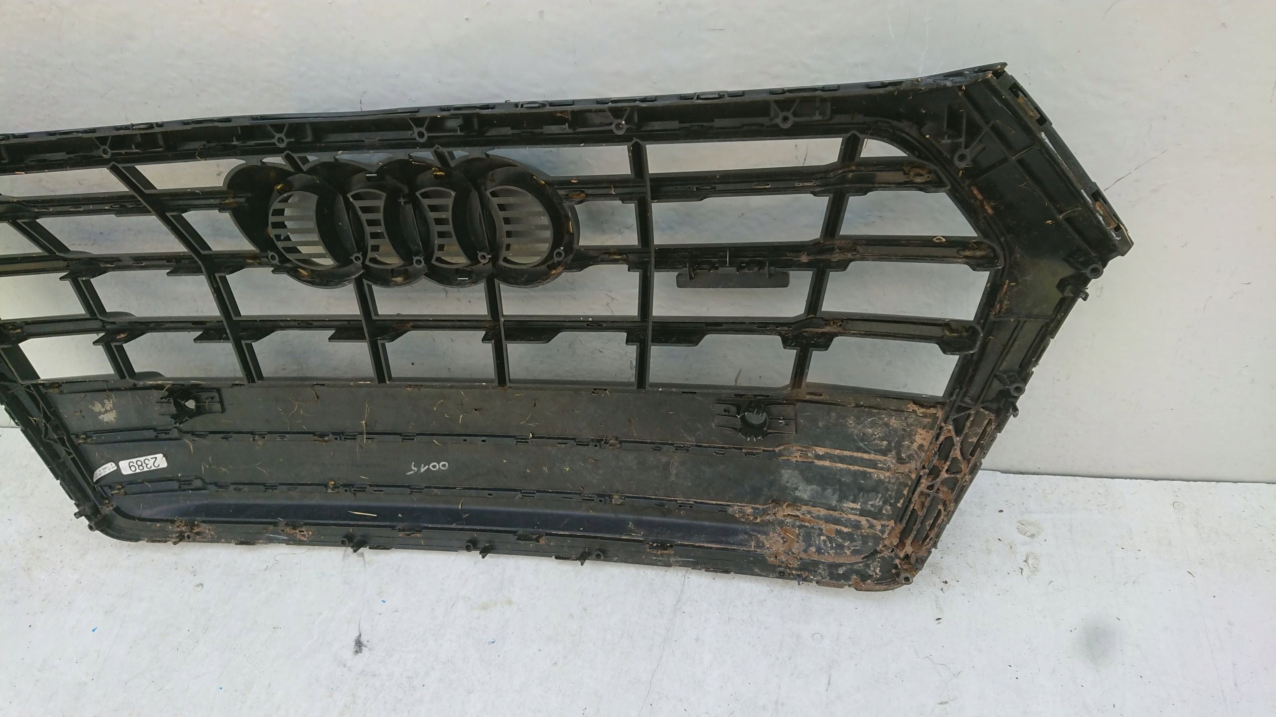 Kühlergrill Audi A8 Q5 FRONTGRILL 80A853651 Kühlergitter