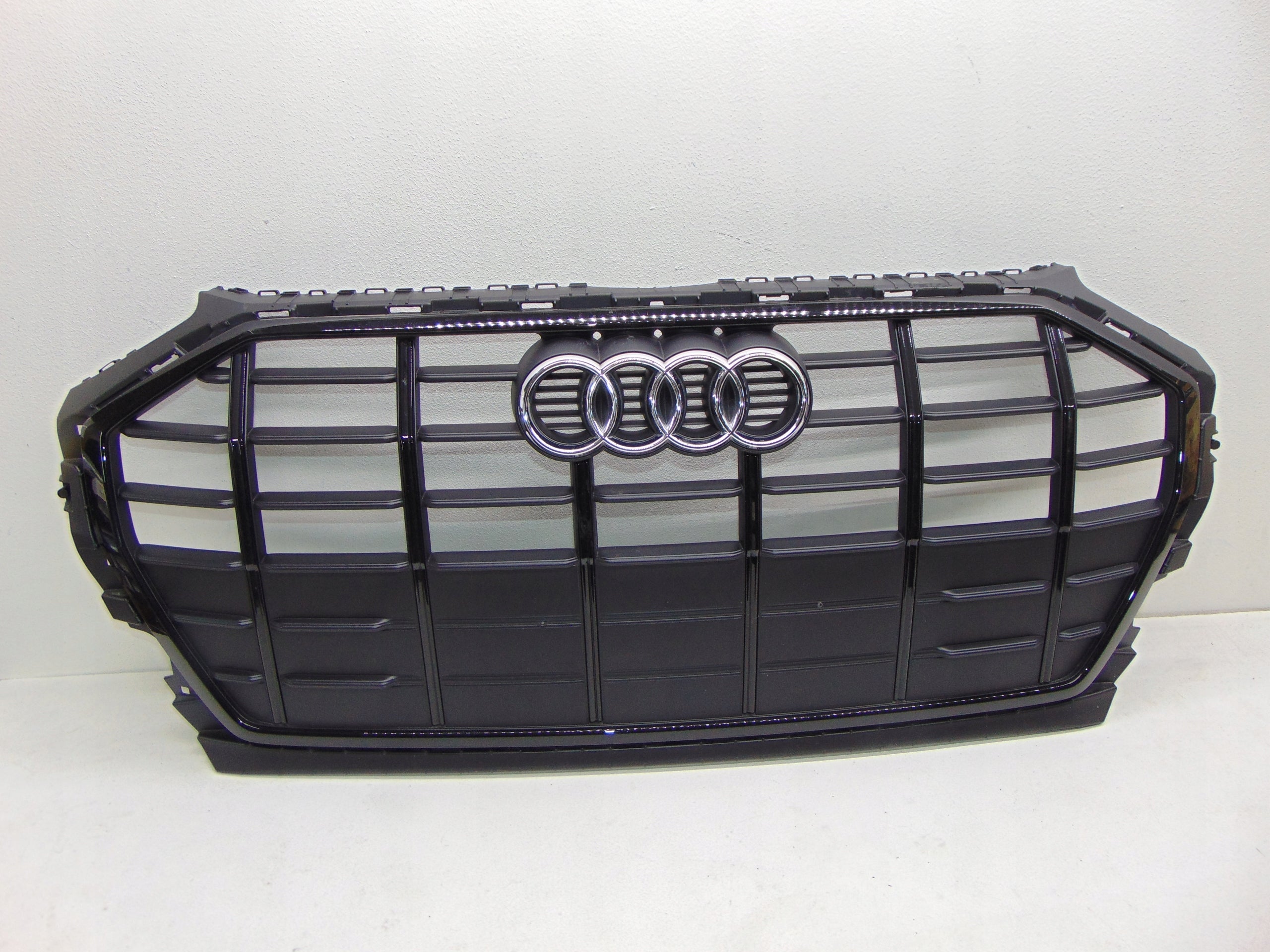  Calandre Audi FY A8 Q5 FRONT GRILL 80A853651Au calandre  product image