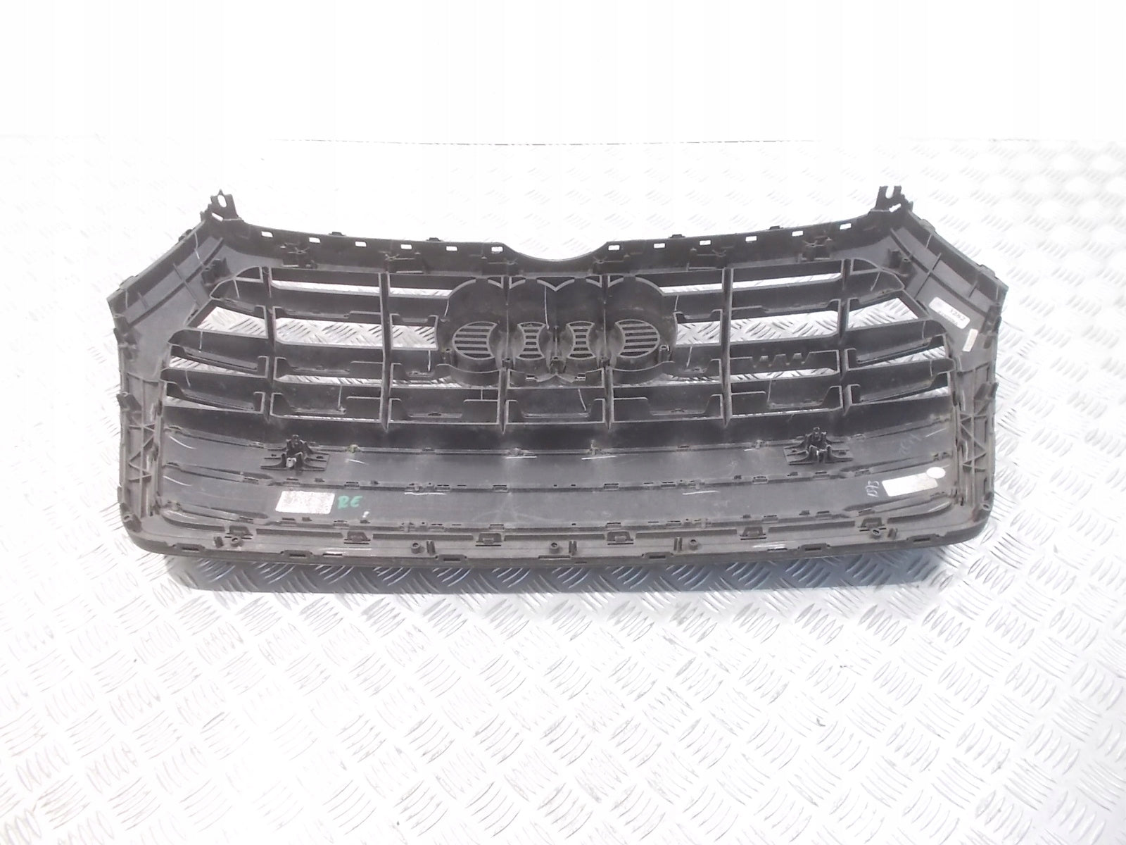 Kühlergrill Audi Q5 A8 FRONTGRILL 80A853651C Kühlergitter