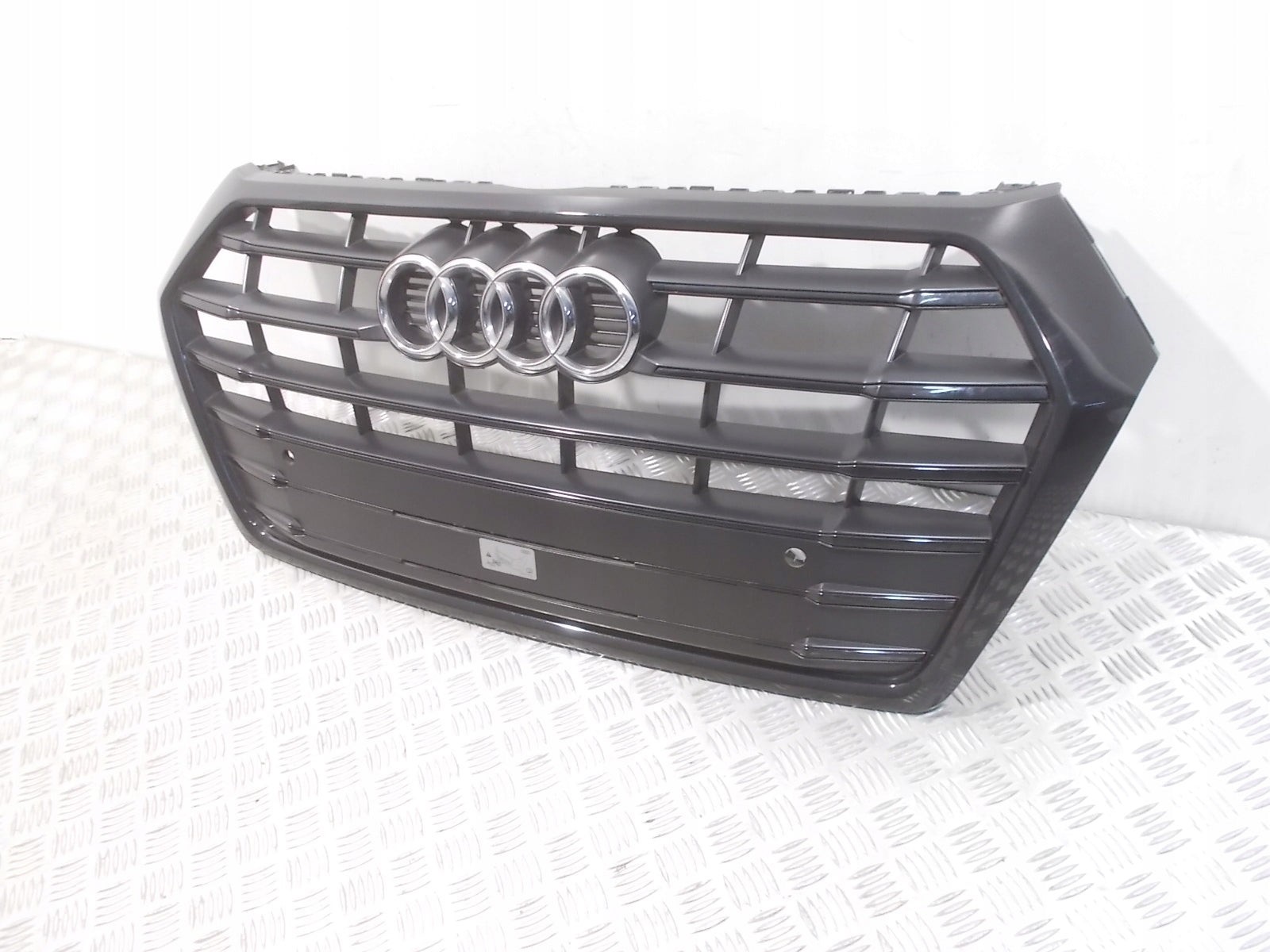 Kühlergrill Audi Q5 A8 FRONTGRILL 80A853651C Kühlergitter