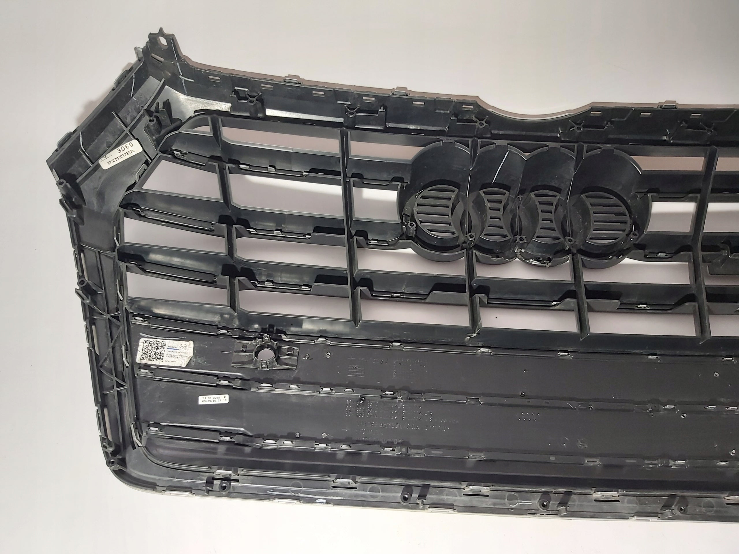 Kühlergrill Audi Q5 TT A8 FRONTGRILL 80A853651 Kühlergitter