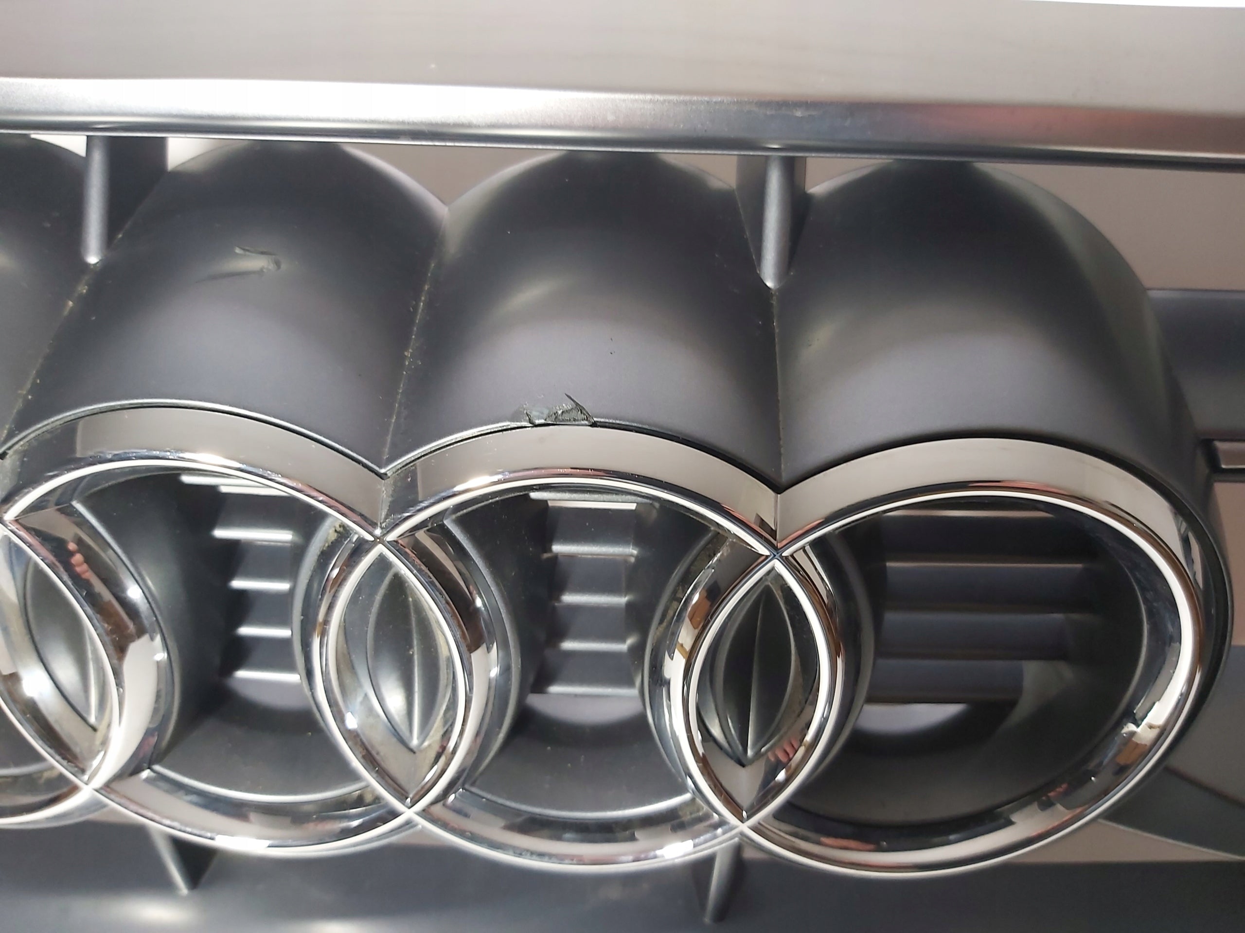 Kühlergrill Audi Q5 TT A8 FRONTGRILL 80A853651 Kühlergitter