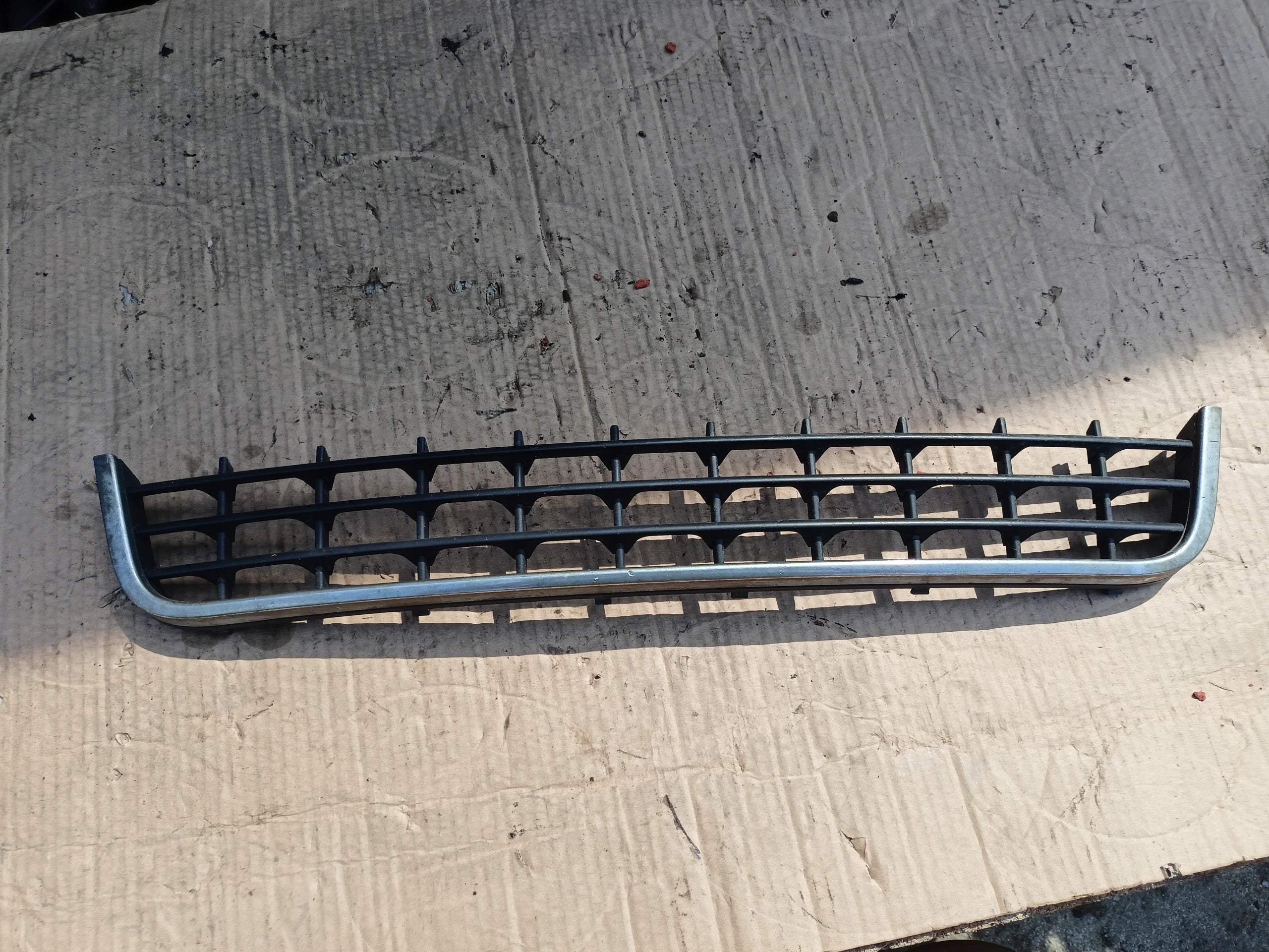 Kühlergrill Audi A8 D2 S8 FRONTGRILL 4D0853667D Kühlergitter