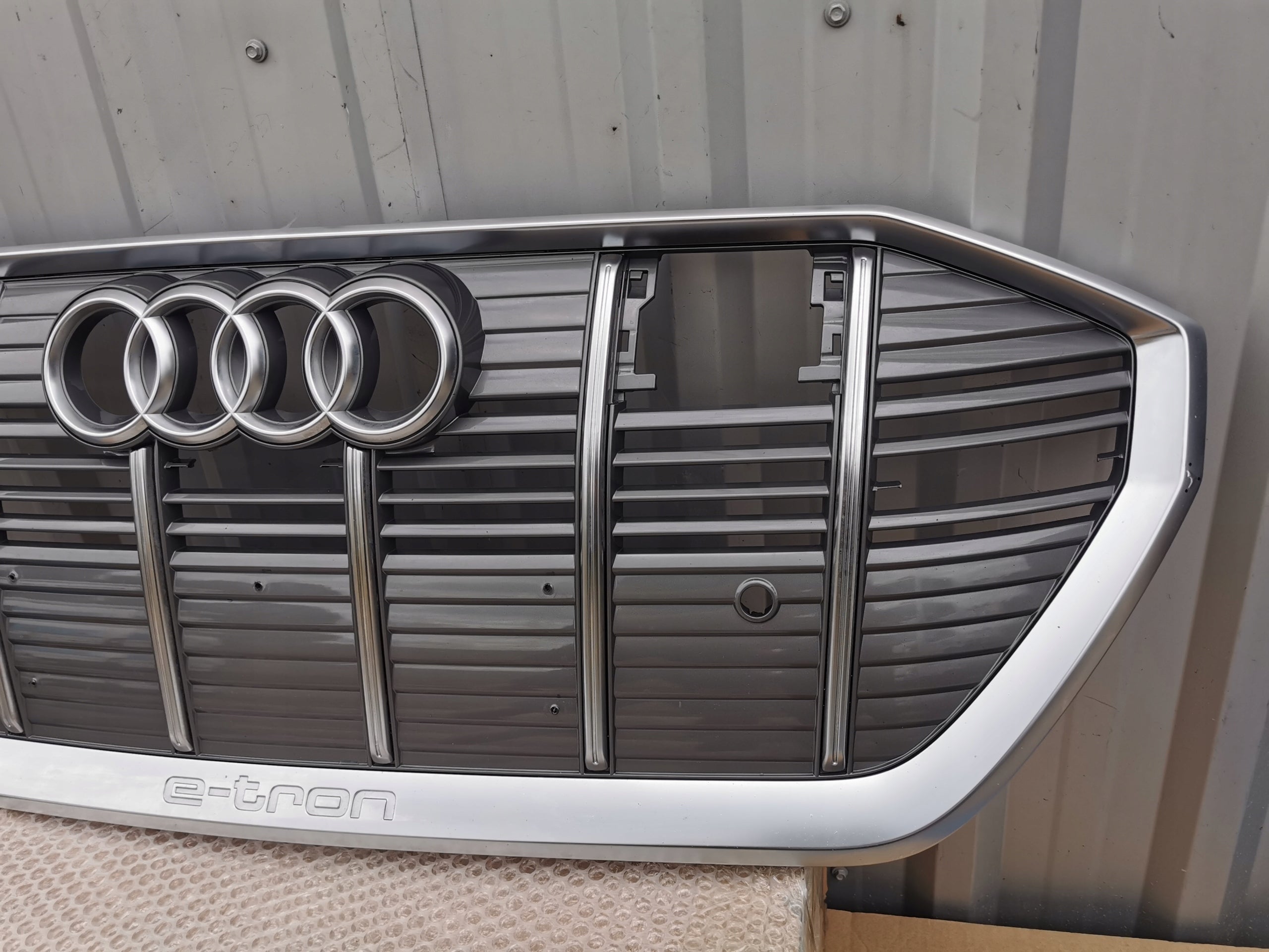 Kühlergrill Audi ETRON 4KE FRONTGRILL 4KE853651AU Kühlergitter