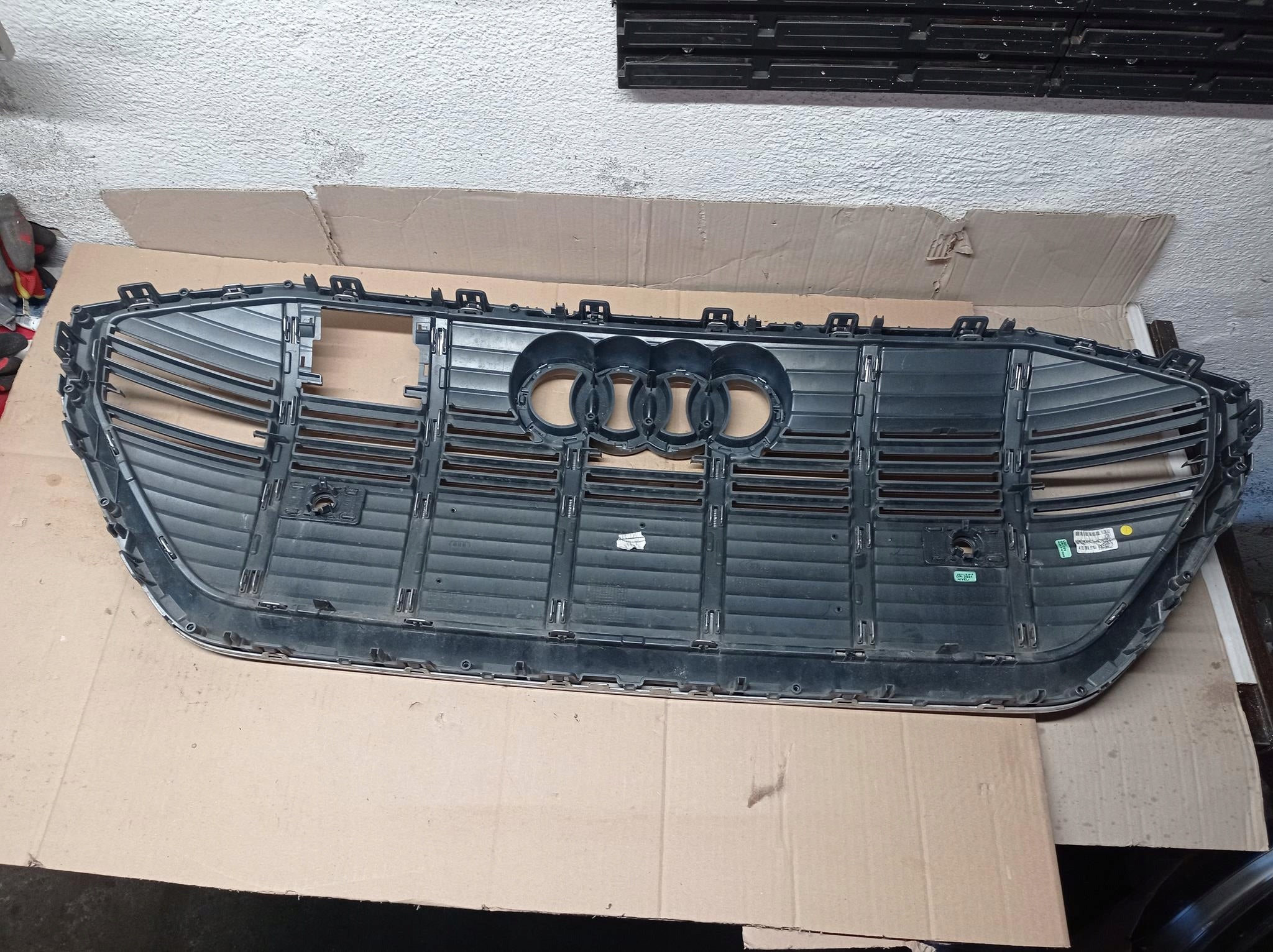 Kühlergrill Audi ETRON 4KE FRONTGRILL 4KE8536514K Kühlergitter