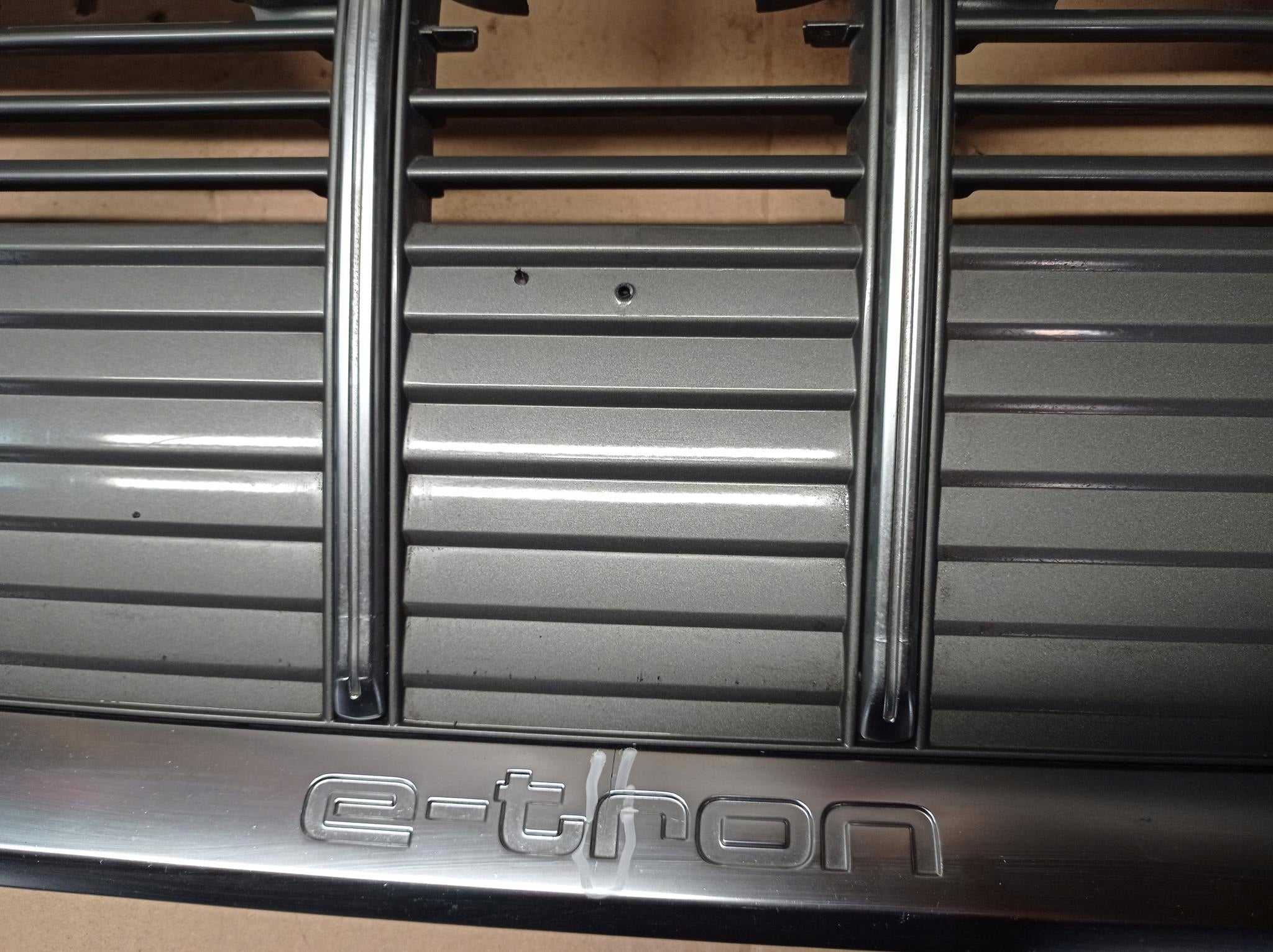 Kühlergrill Audi ETRON 4KE FRONTGRILL 4KE8536514K Kühlergitter