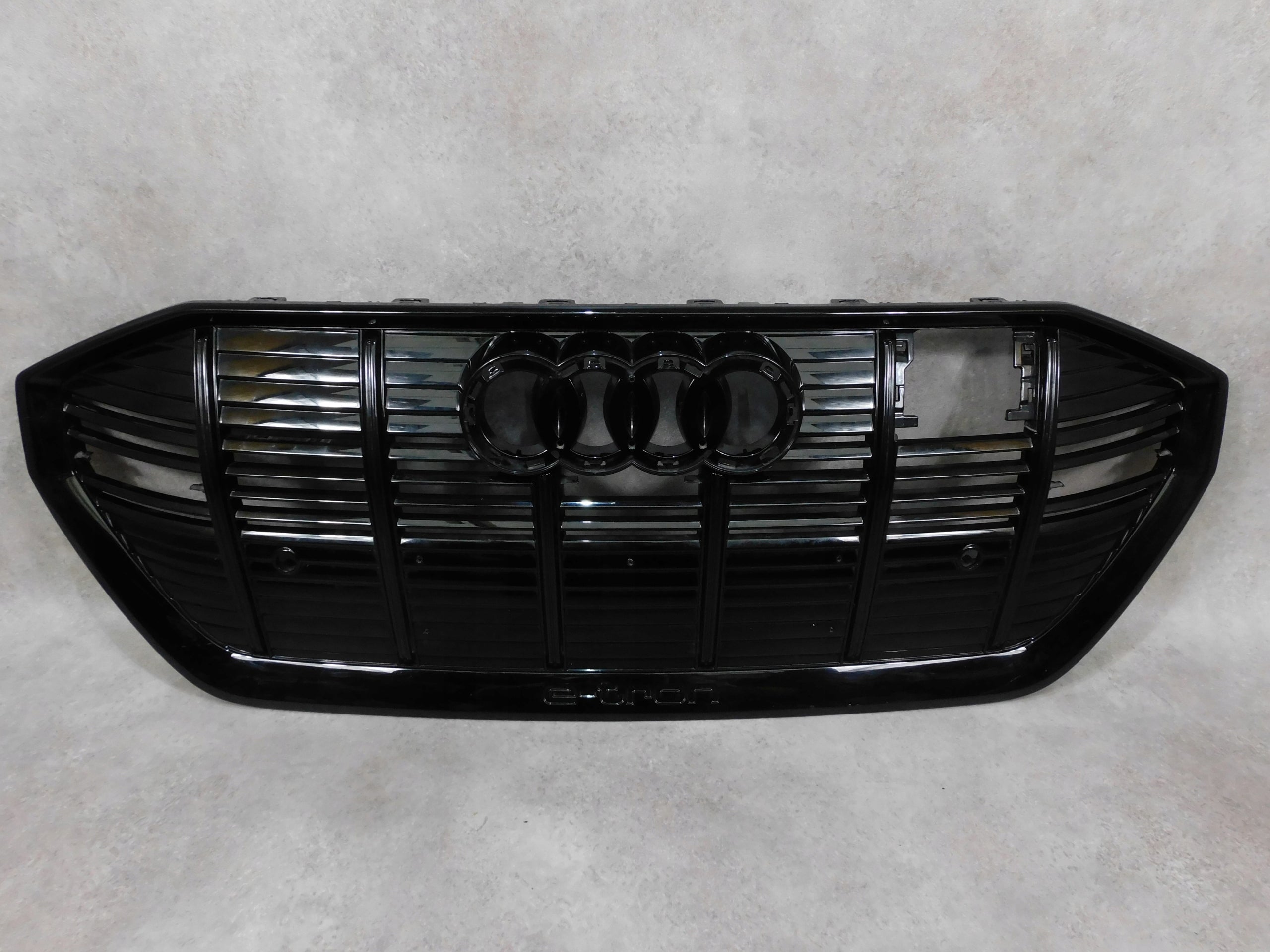 Kühlergrill Audi ETRON 4KE FRONTGRILL 4KE8536514K Kühlergitter