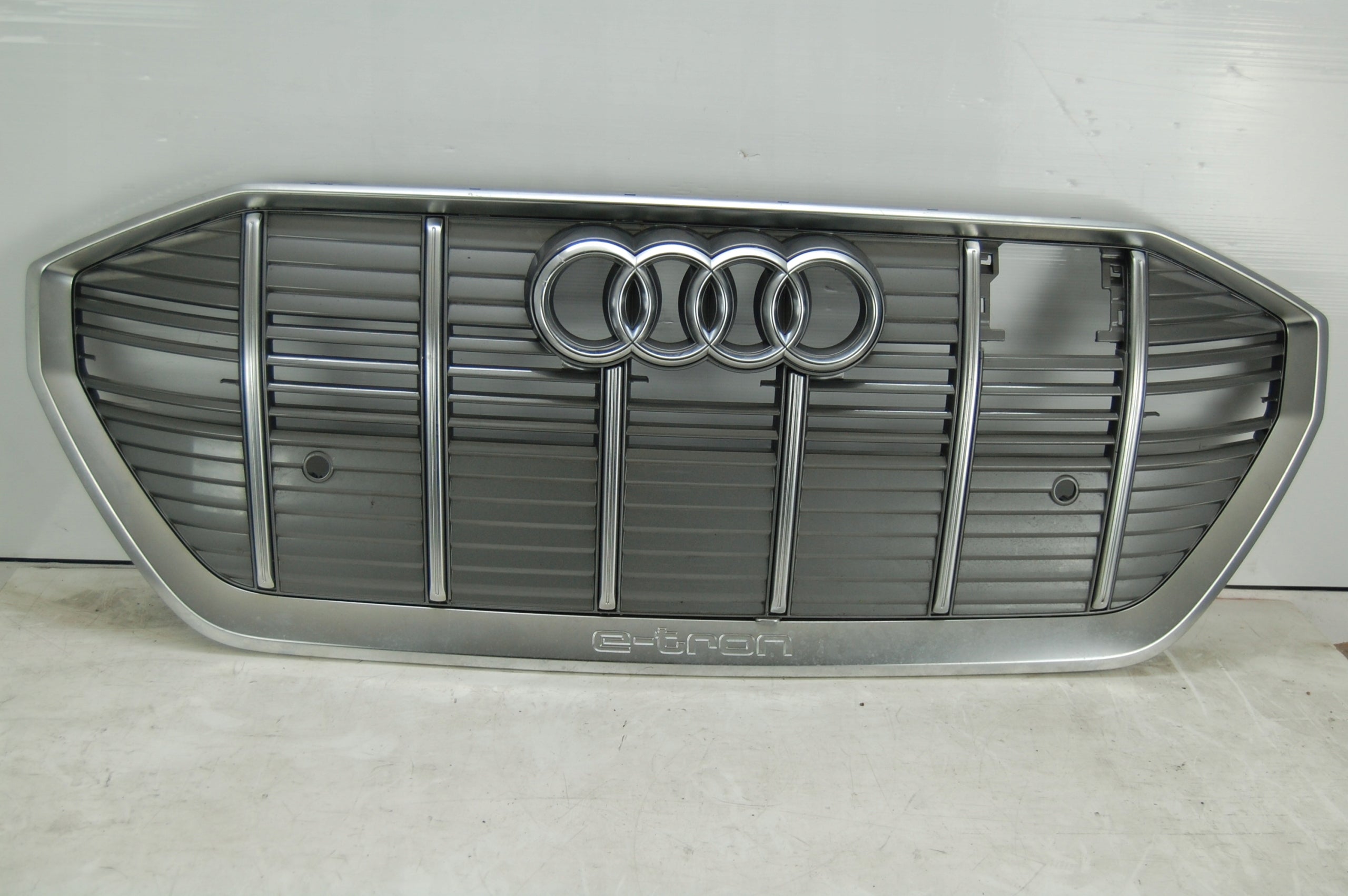 Kühlergrill Audi ETRON 4K FRONTGRILL 4KE8536514K Kühlergitter