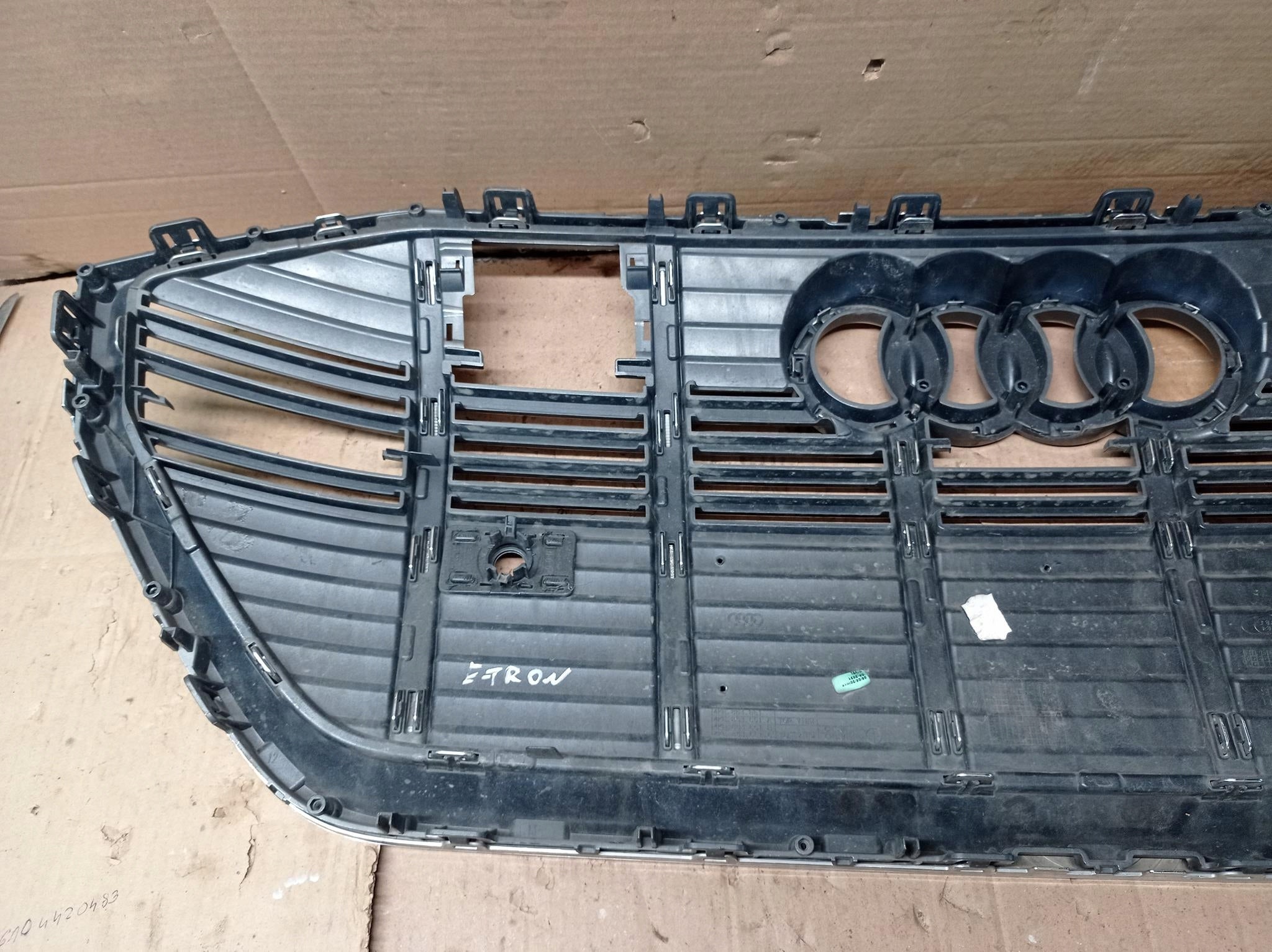 Kühlergrill Audi ETRON 4KE FRONTGRILL 4KE8536514K Kühlergitter