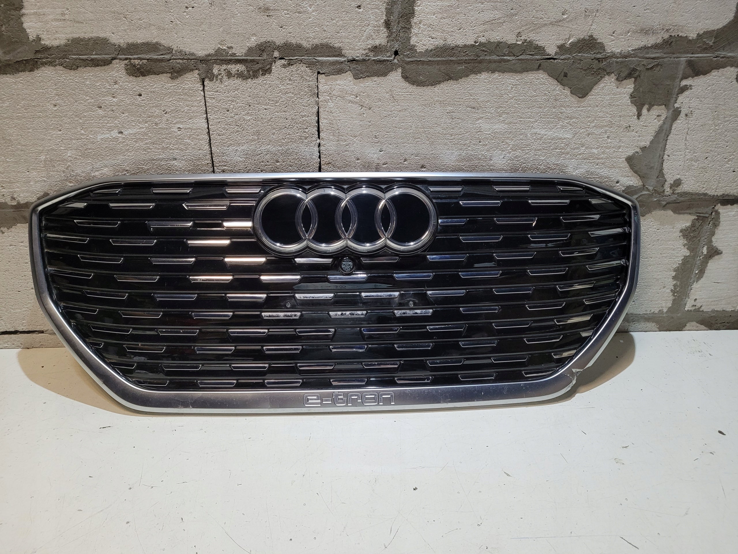 Kühlergrill Audi ETRON Q4 FRONTGRILL 89a853651b Kühlergitter